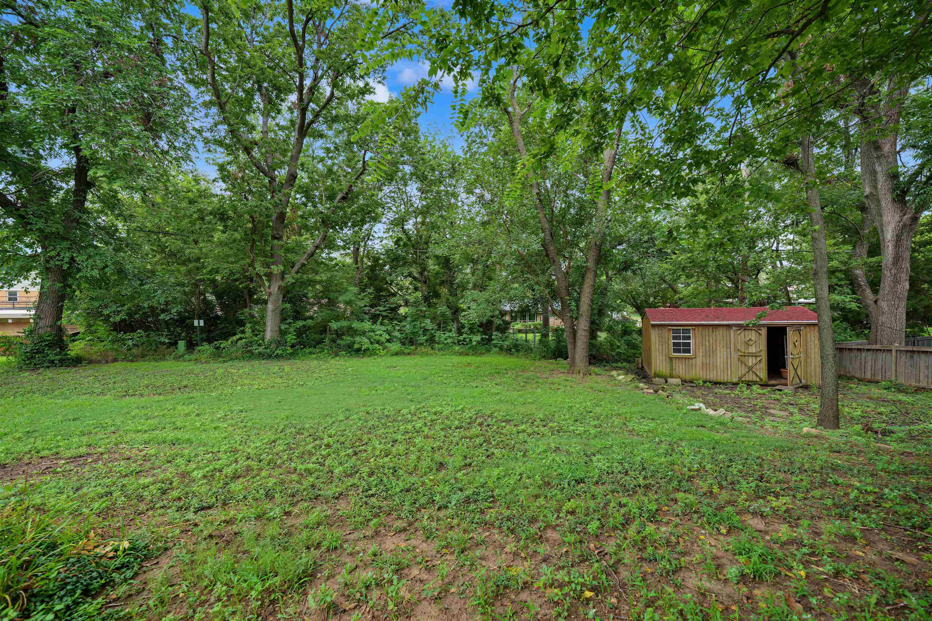 144 Overhill Rd Property Photo 23
