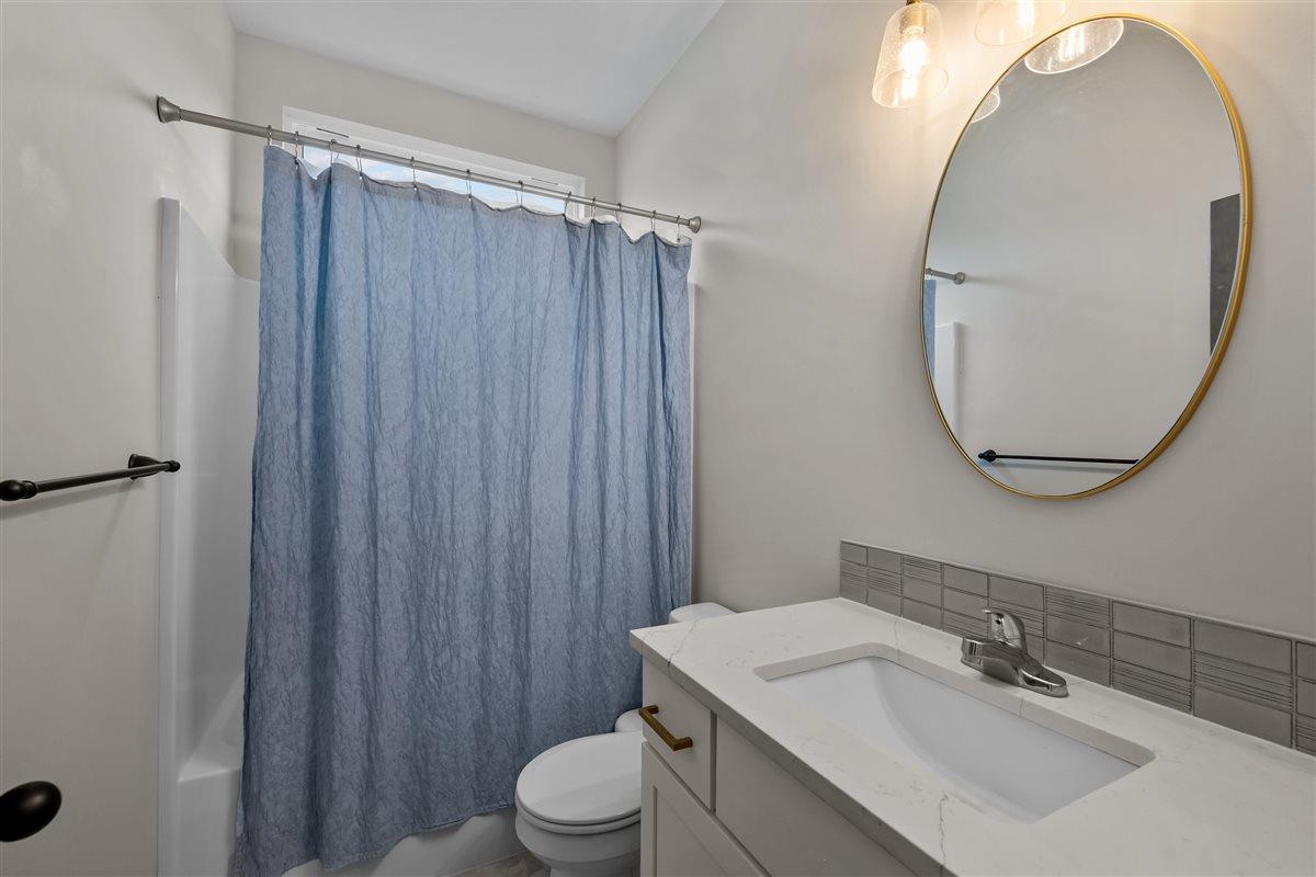 4909 N Emerald Ct Property Photo 14