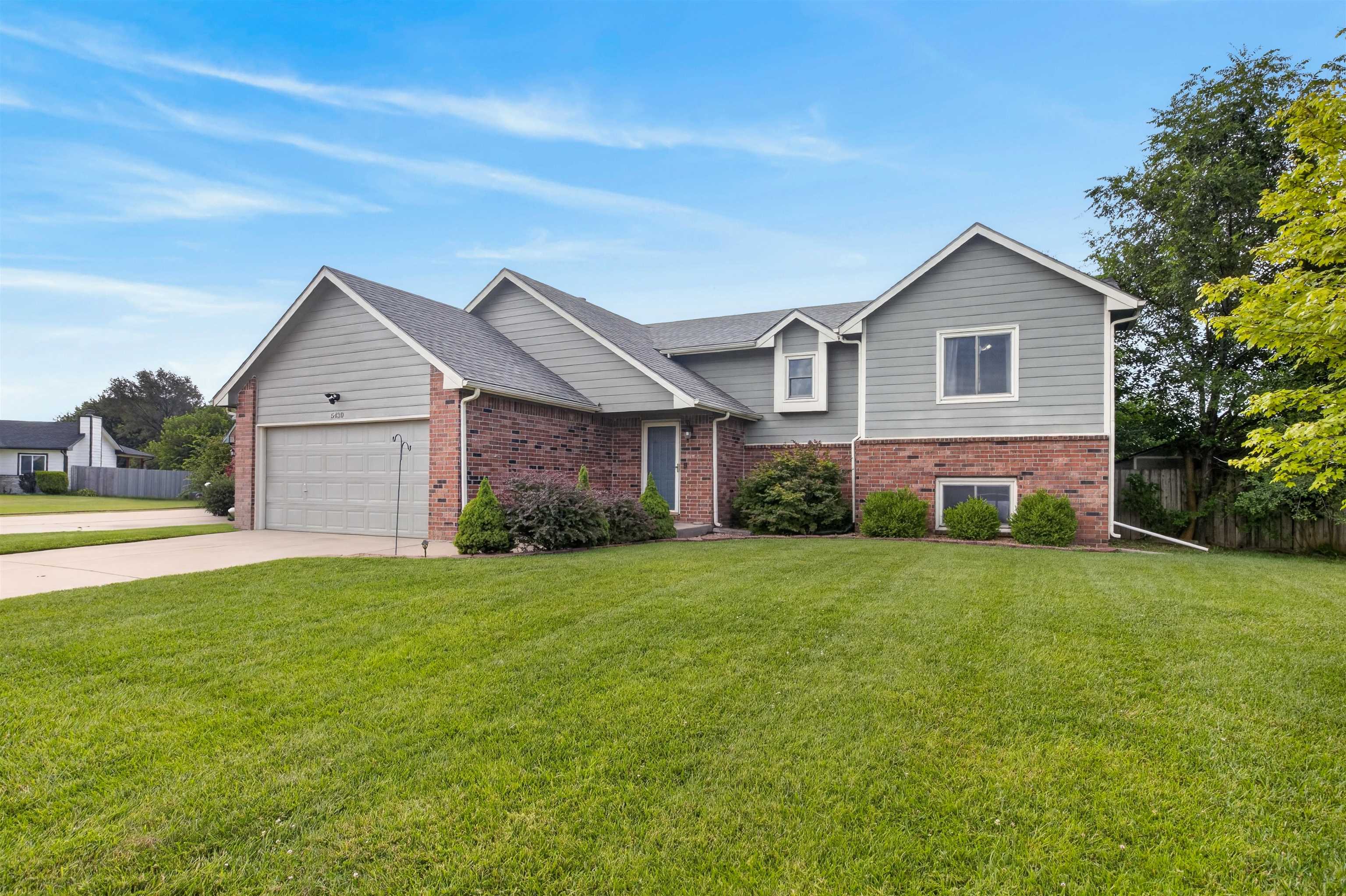5430 S Stoneborough Ct Property Photo 1