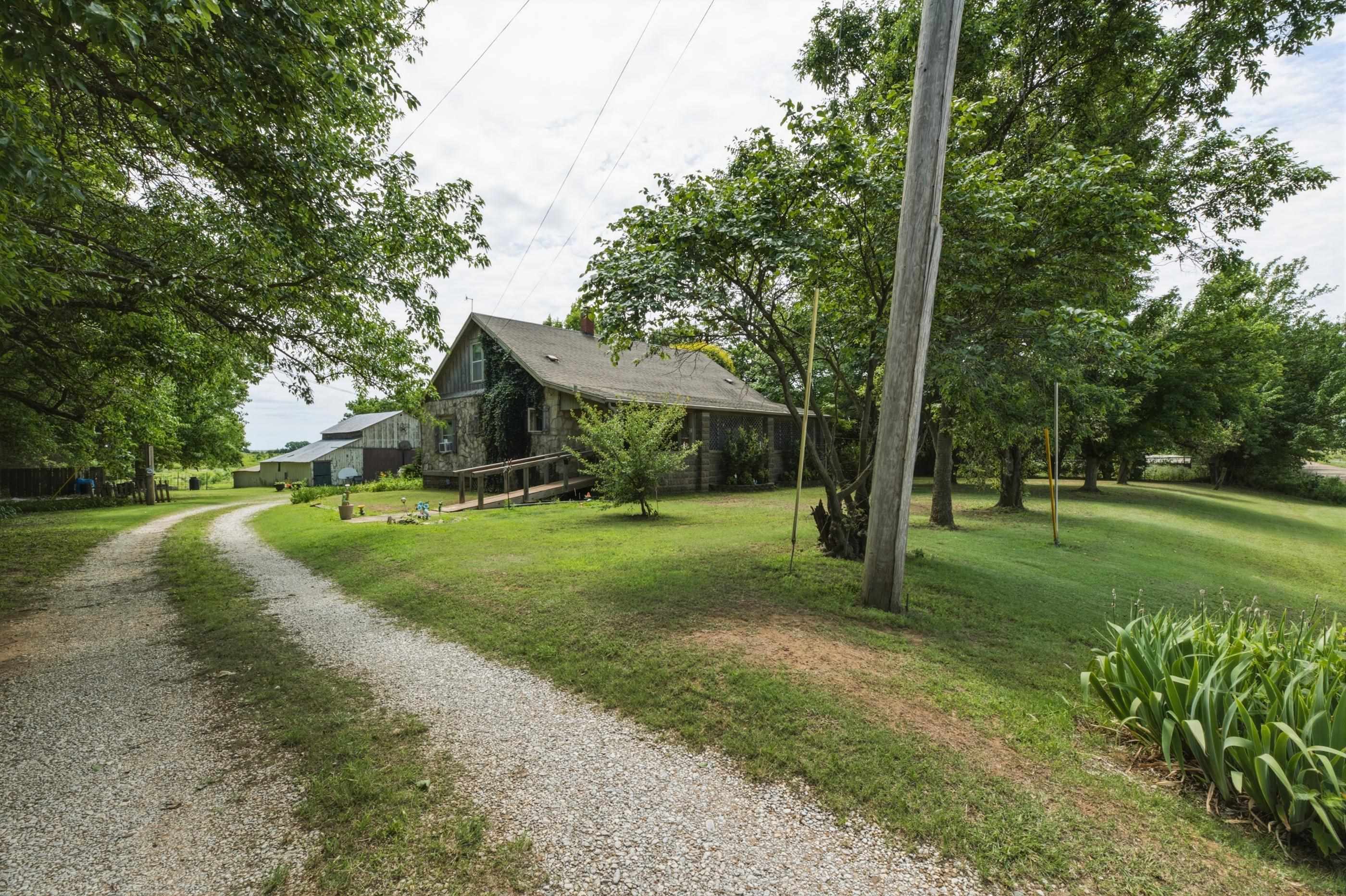 19324 81st Rd Property Photo 1