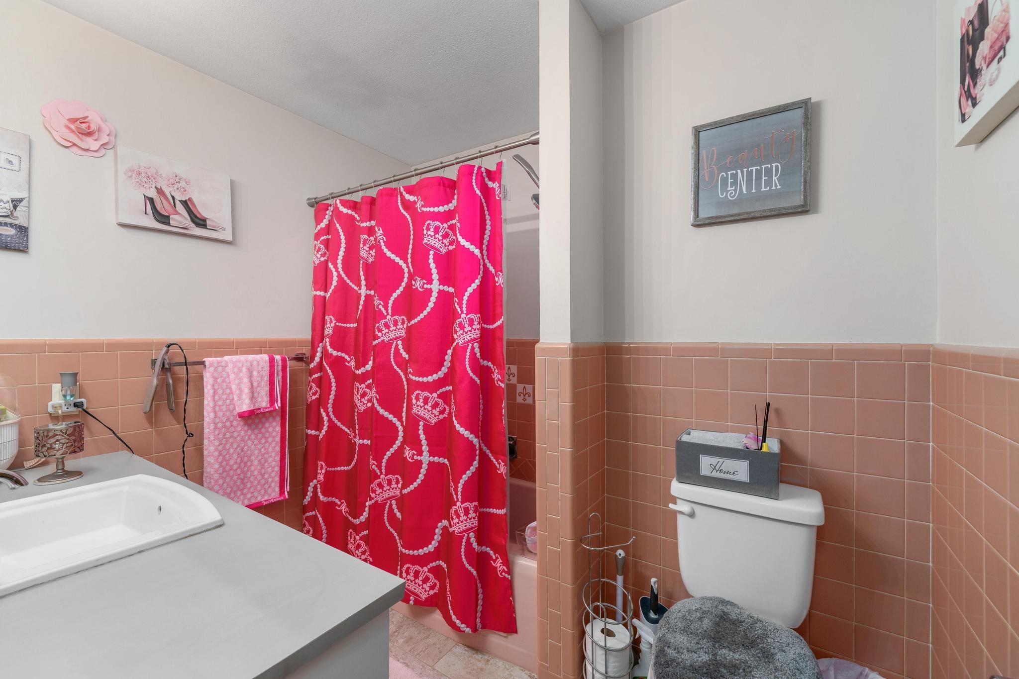 2332 N Richmond Property Photo 21