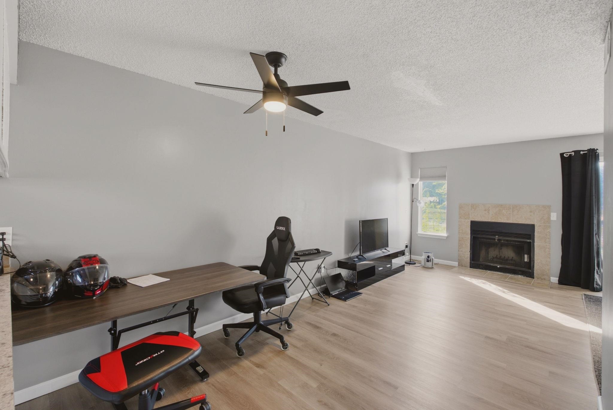 5504 S Gold St #200 Property Photo 11