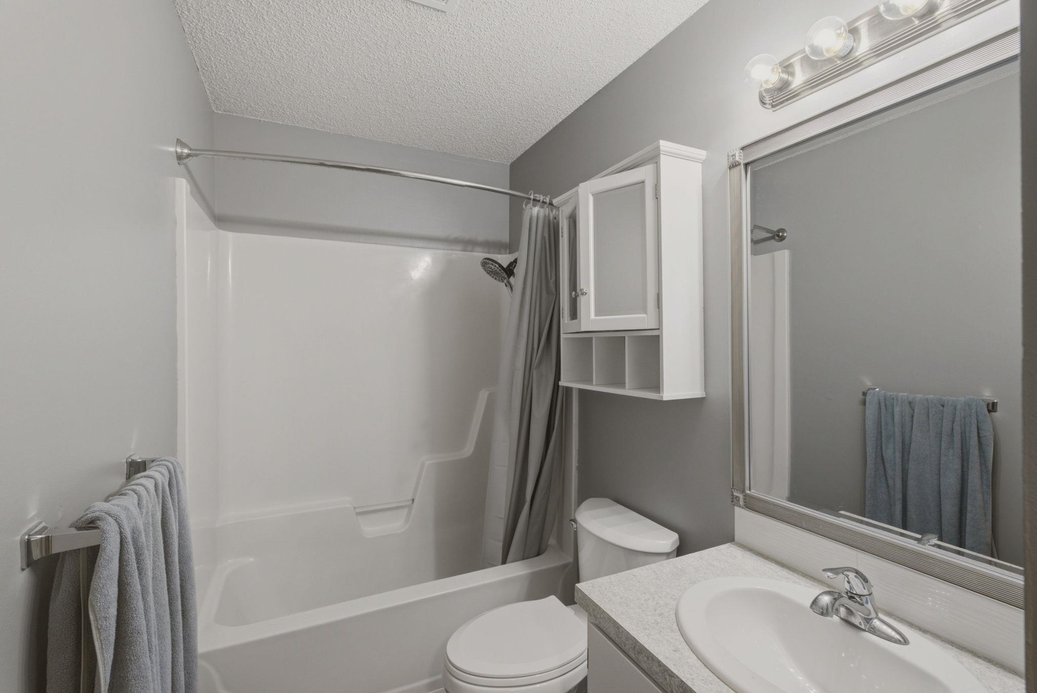 5504 S Gold St #200 Property Photo 15