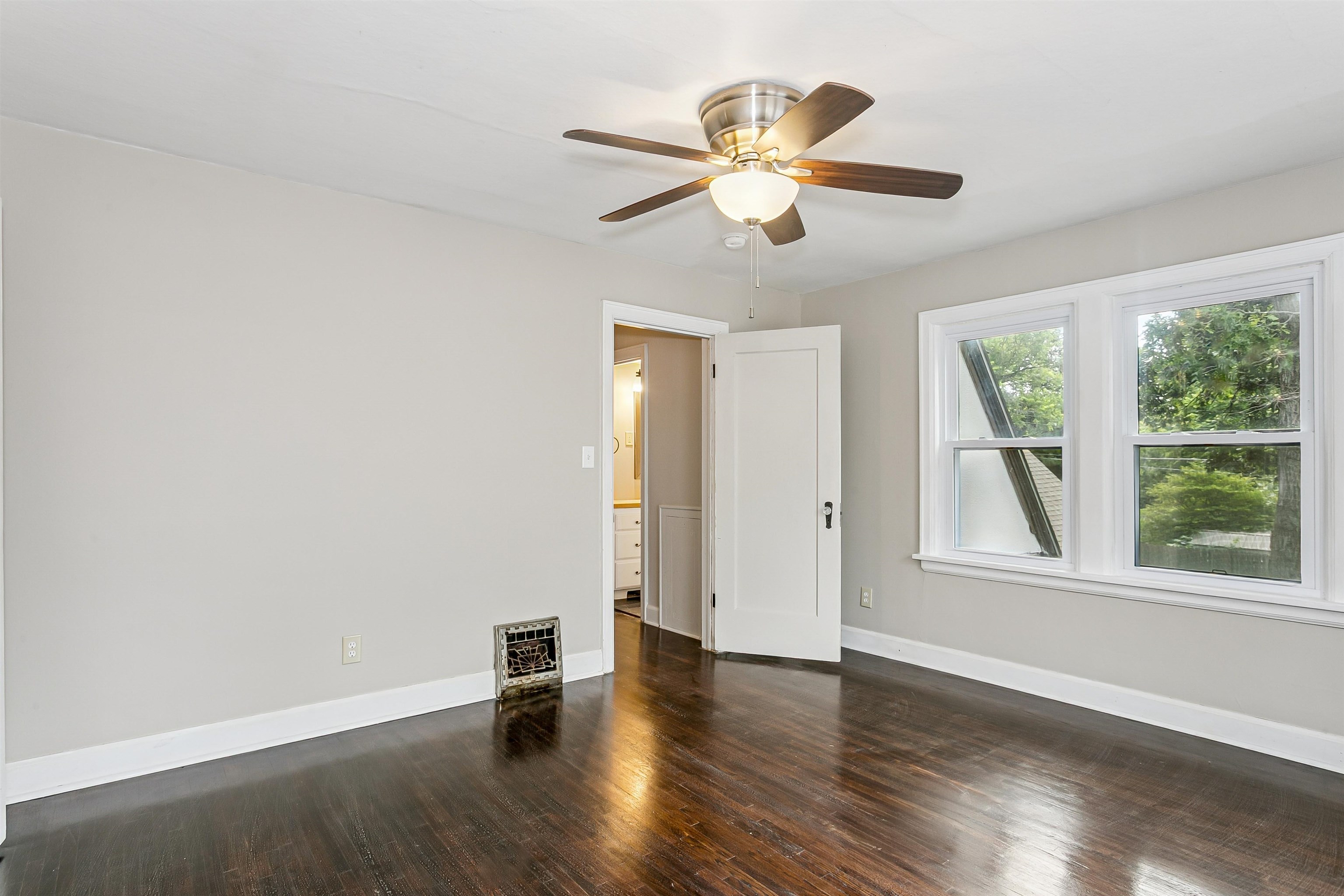 1506 N Woodrow Ave Property Photo 21