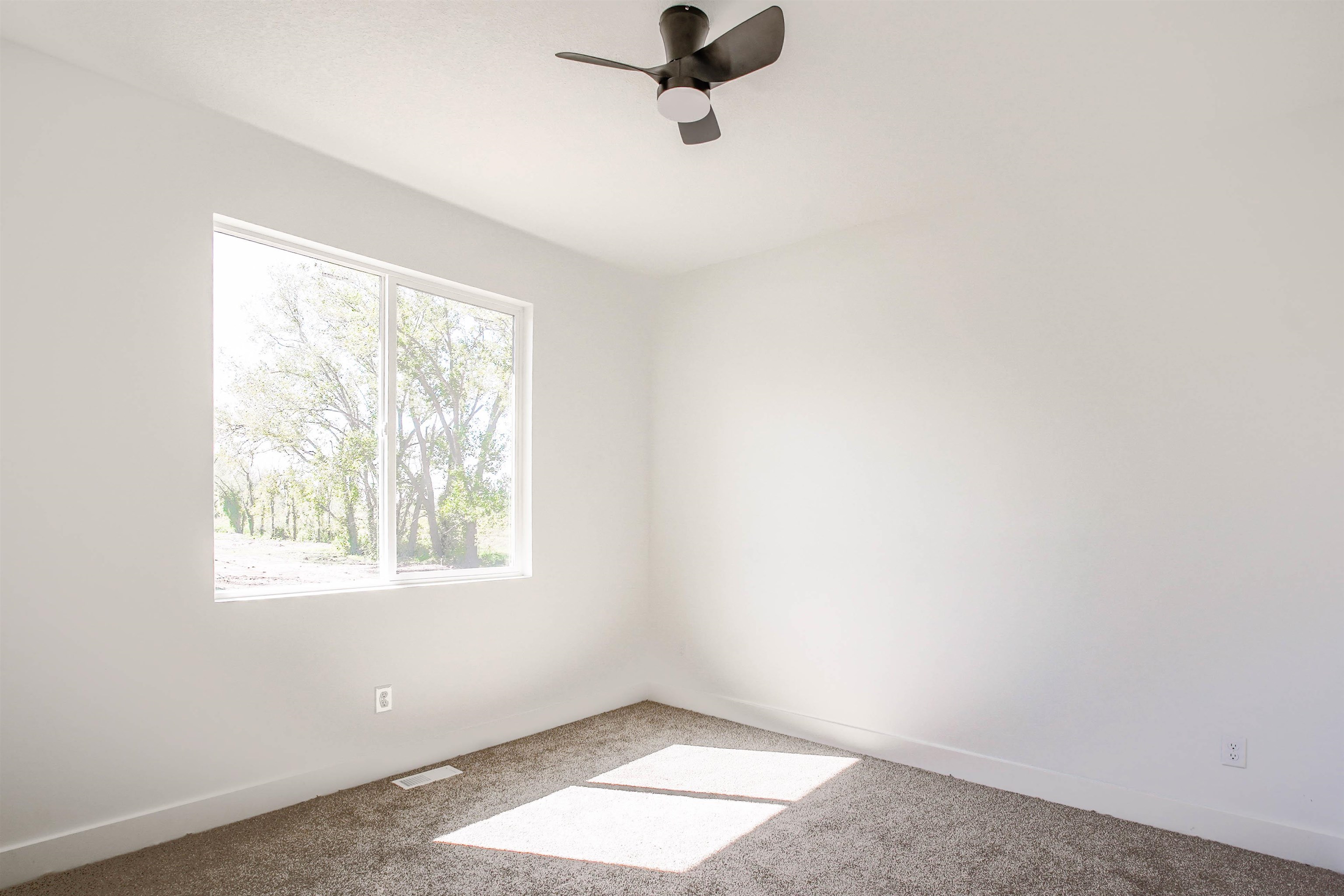 195 S Arbor Valley Way Property Photo 5