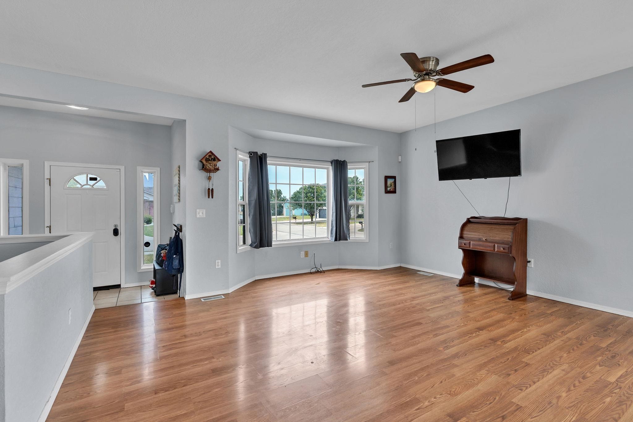10817 E Funston Property Photo 5