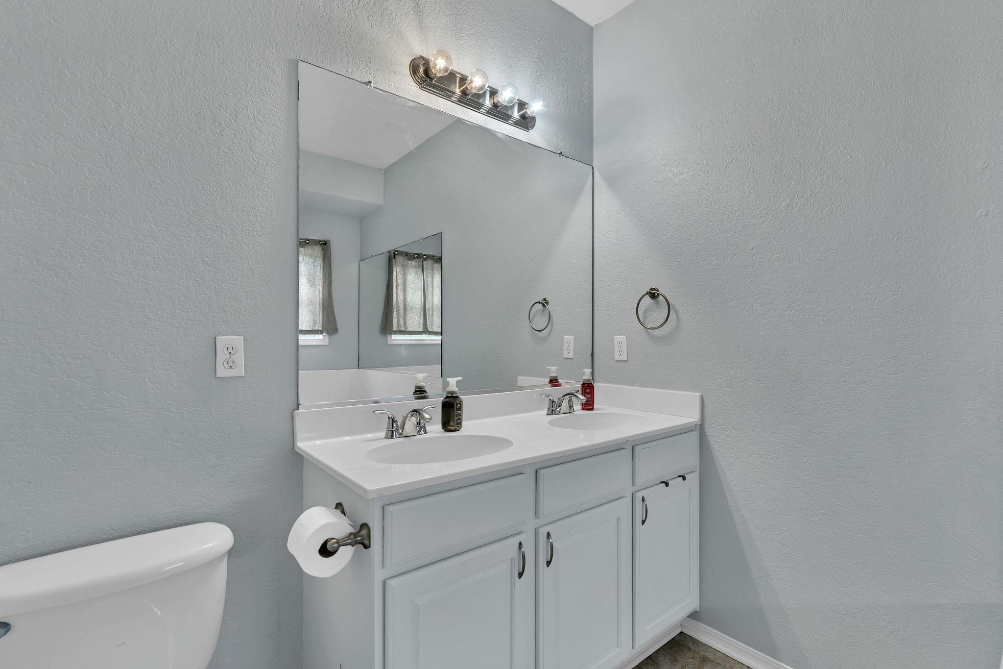 10817 E Funston Property Photo 18