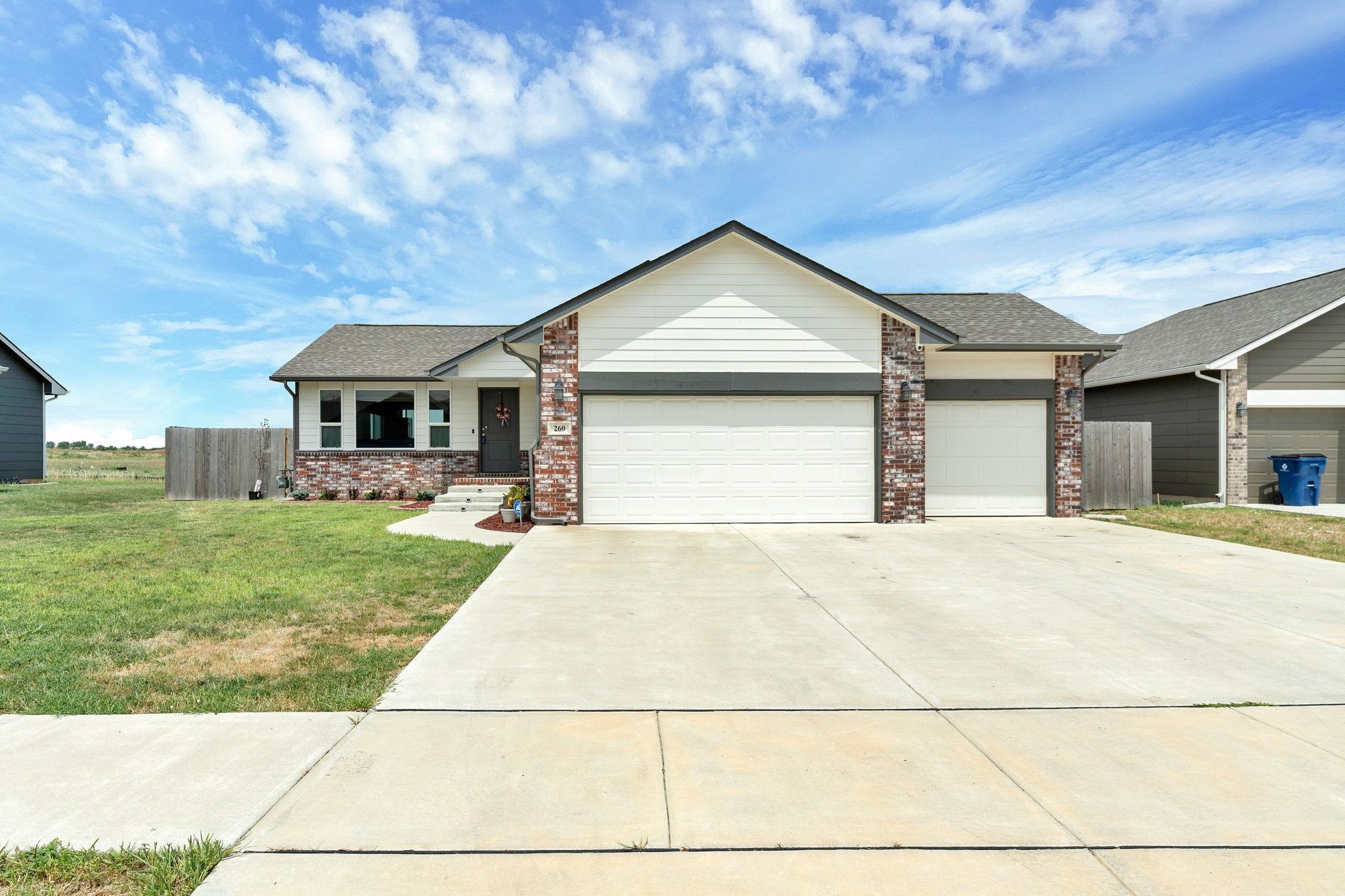 260 W Dusk Property Photo 1