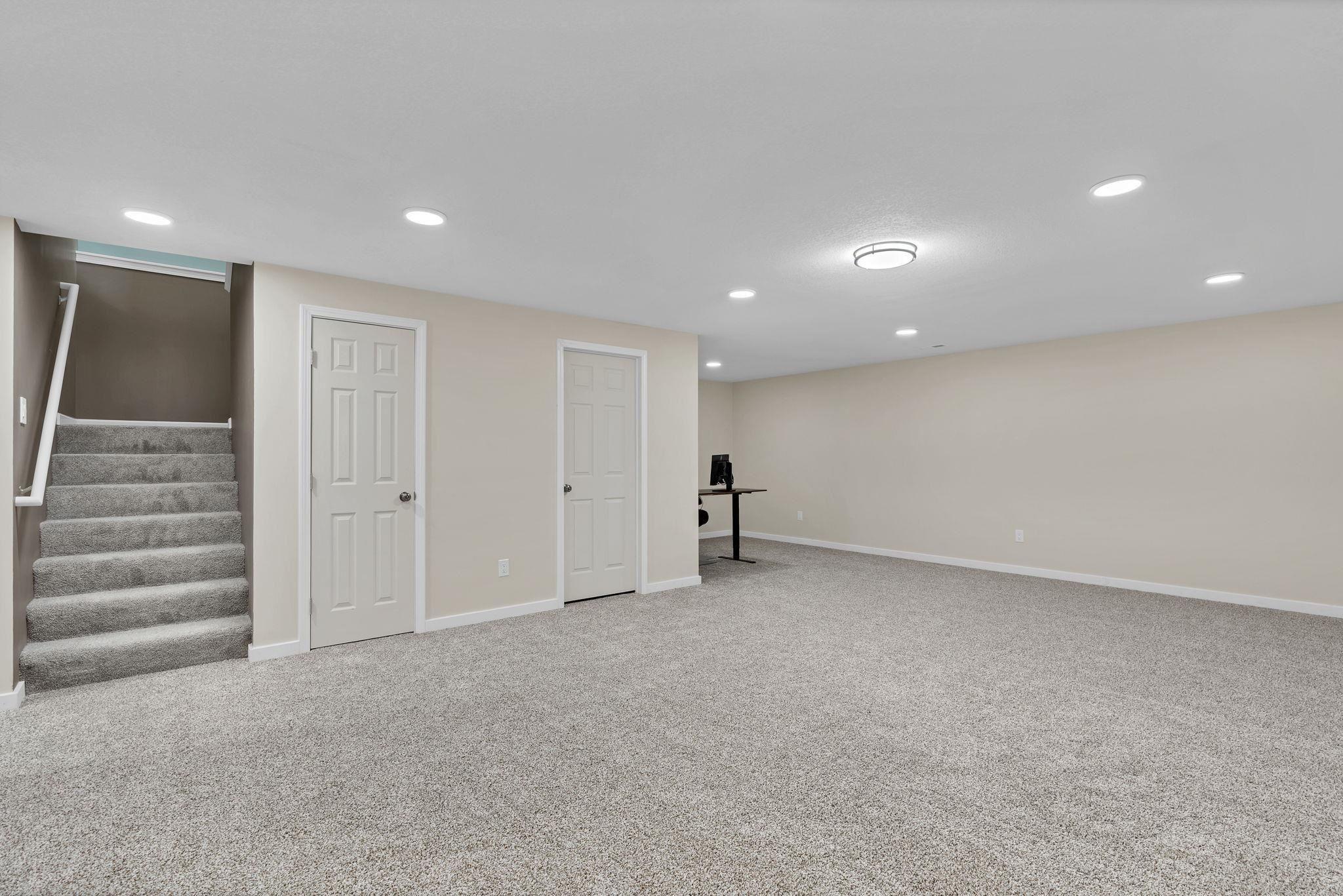 260 W Dusk Property Photo 21