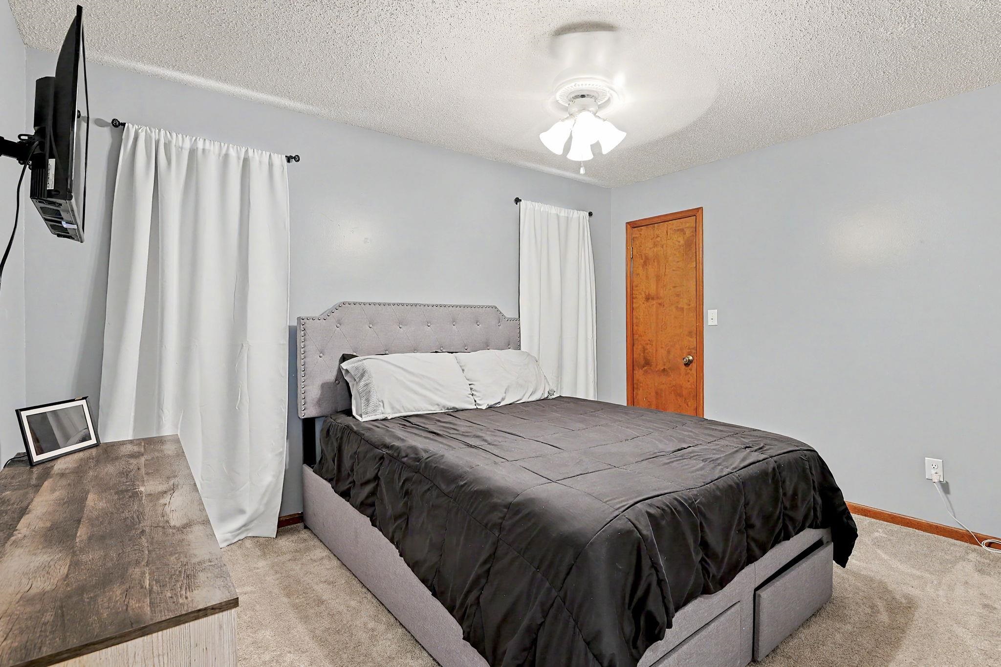 1224 N Armstrong Ct. Property Photo 21