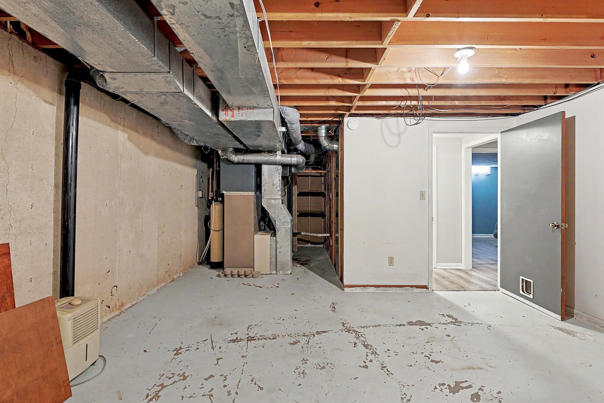 1224 N Armstrong Ct. Property Photo 32