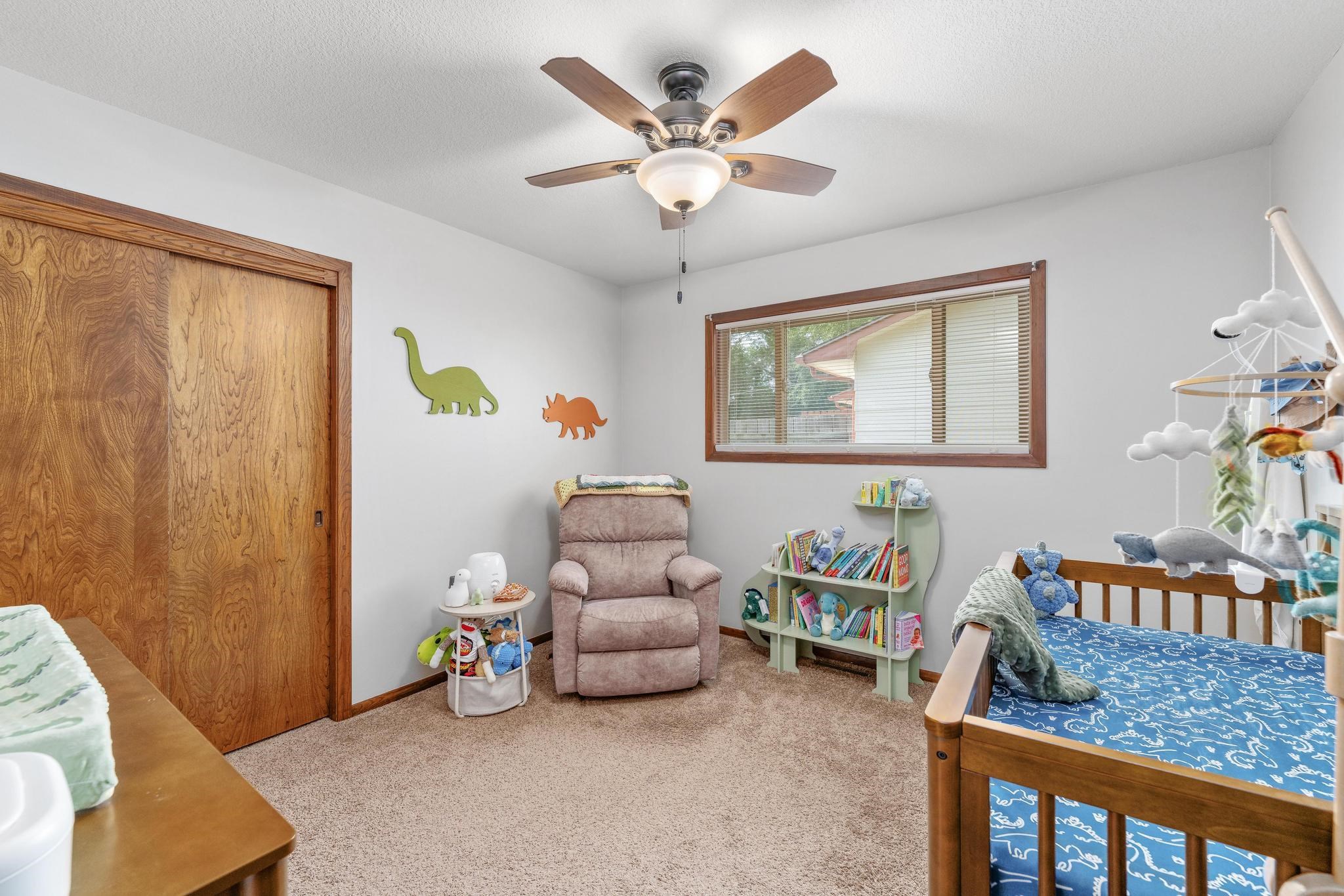 3316 N Clarence Property Photo 11