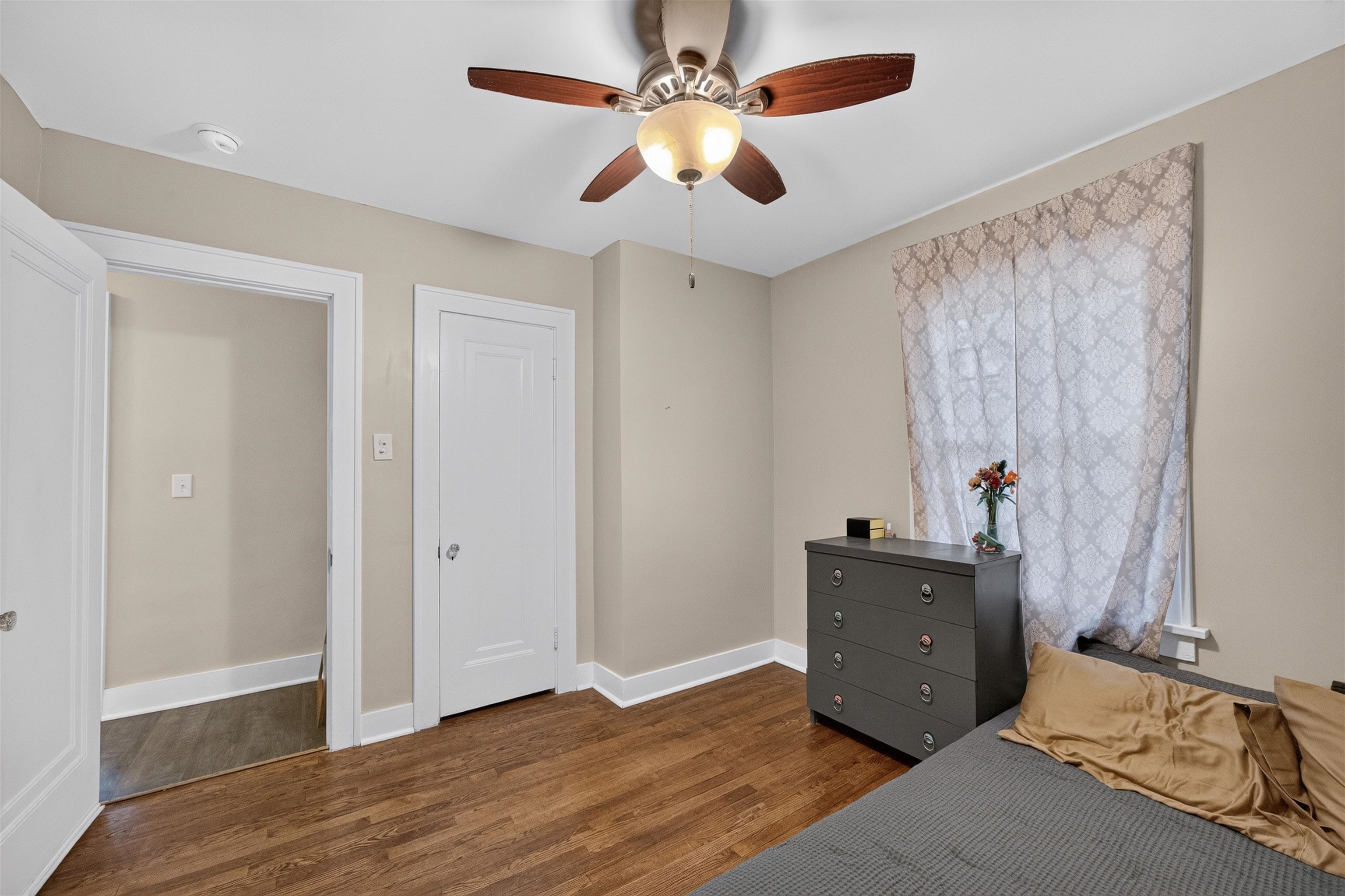 2321 N Monroe Property Photo 12