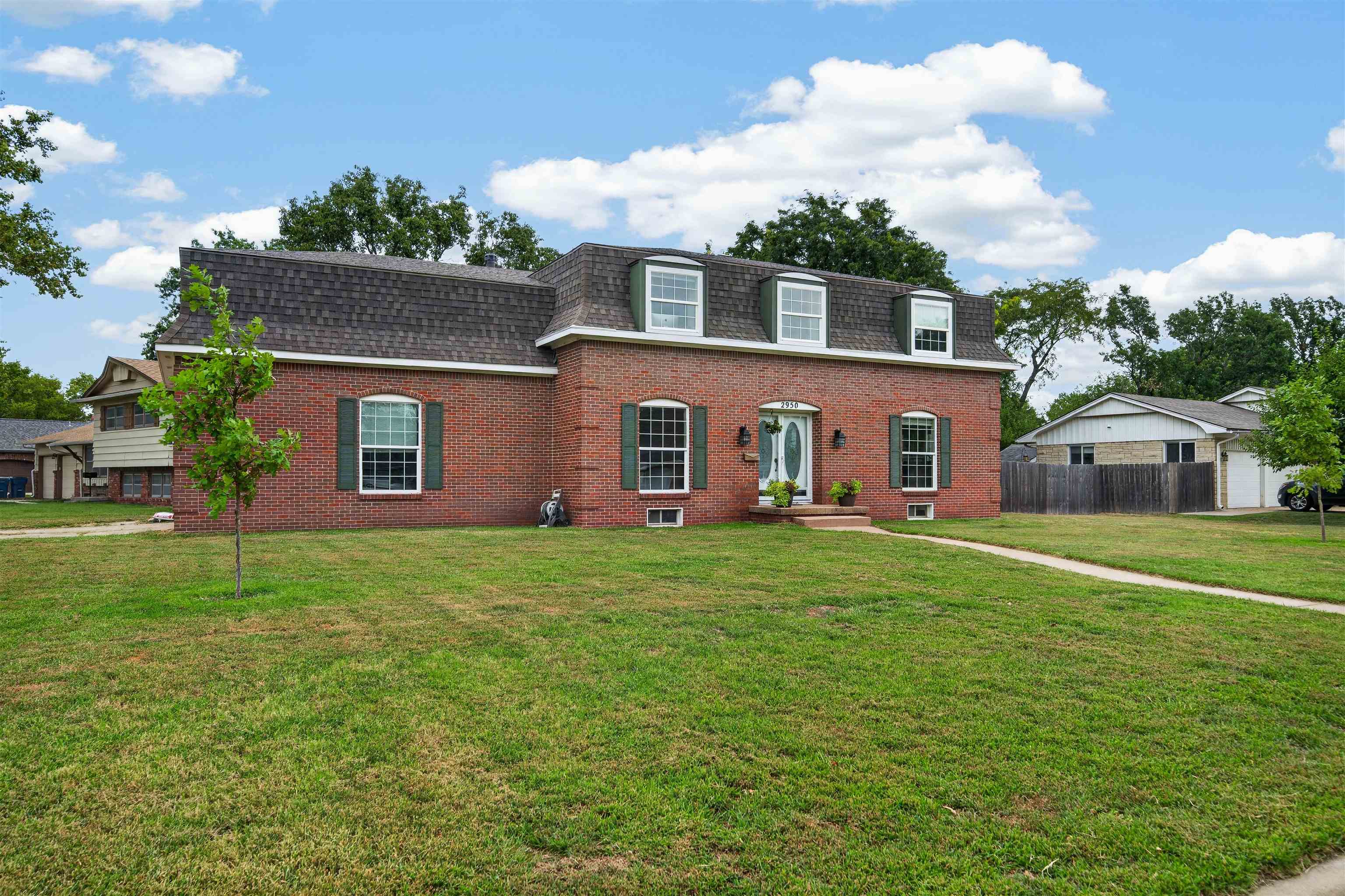 2950 W River Park Dr. Property Photo 2