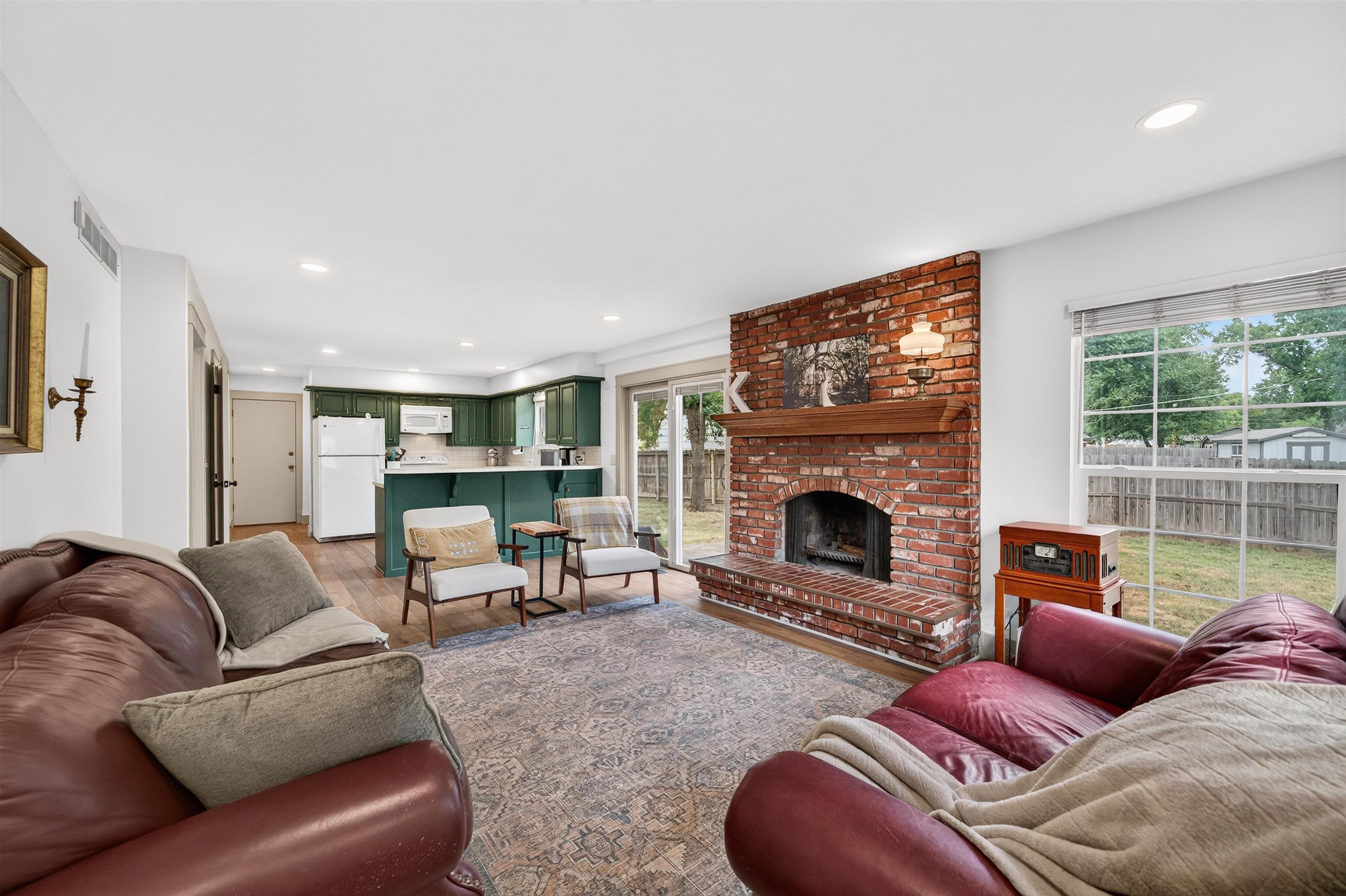 2950 W River Park Dr. Property Photo 14