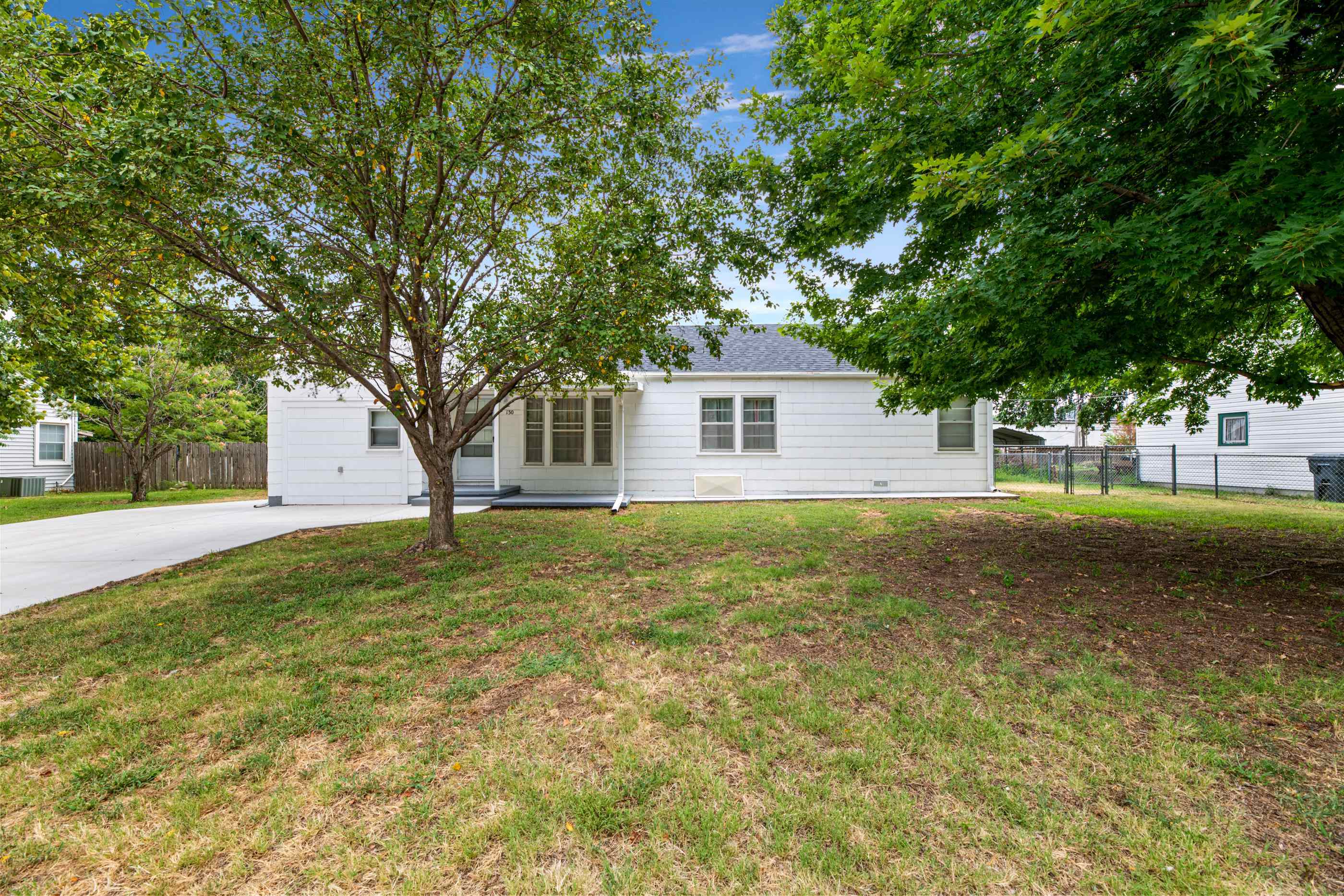 130 S Colorado St Property Photo 3
