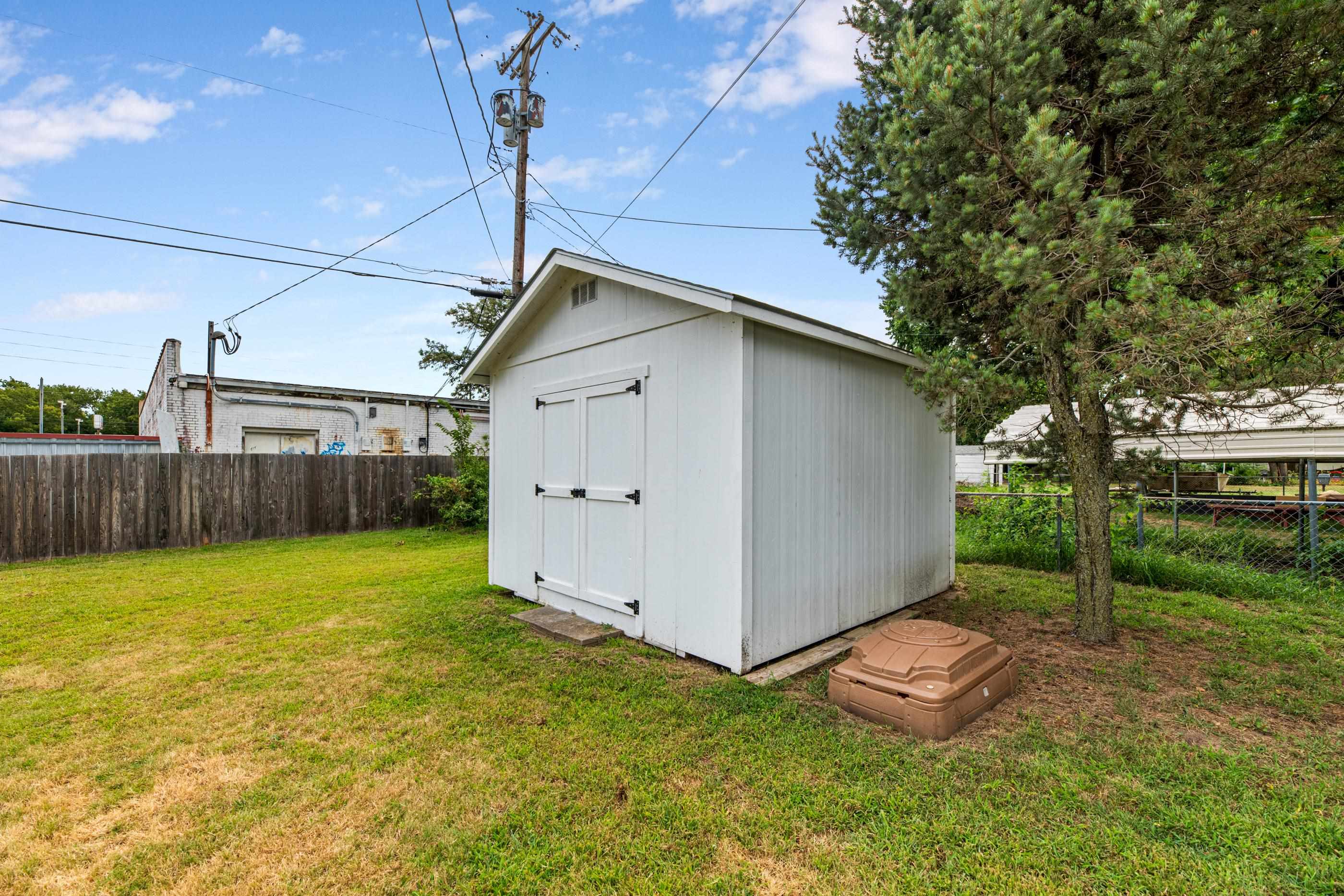 130 S Colorado St Property Photo 4