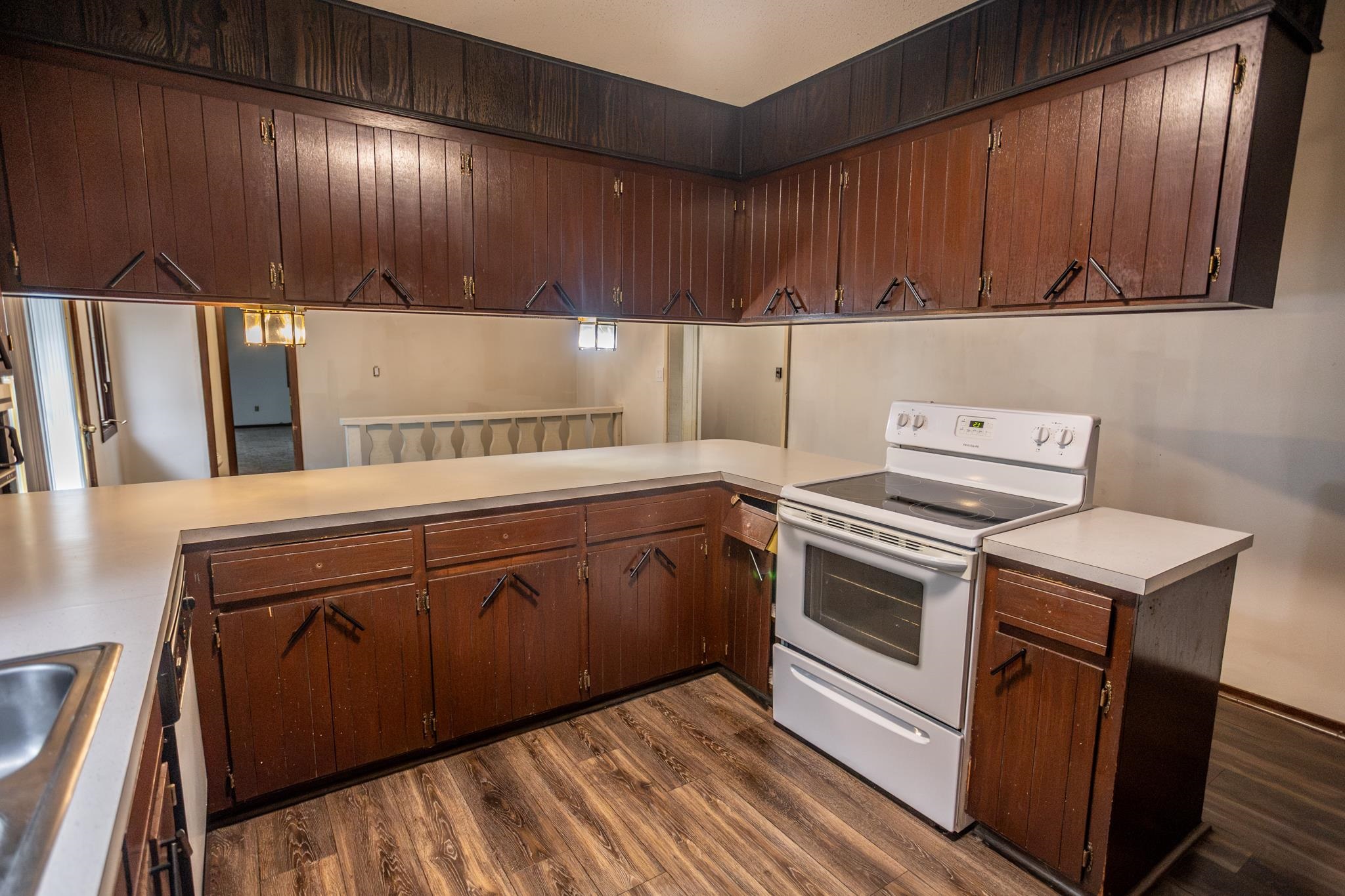 209 W Garnett Ct Property Photo 9
