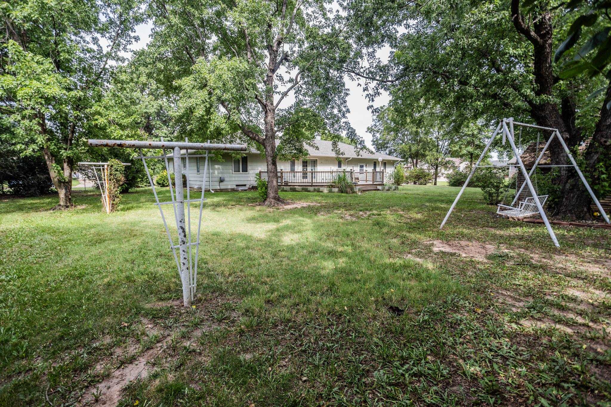 209 W Garnett Ct Property Photo 20