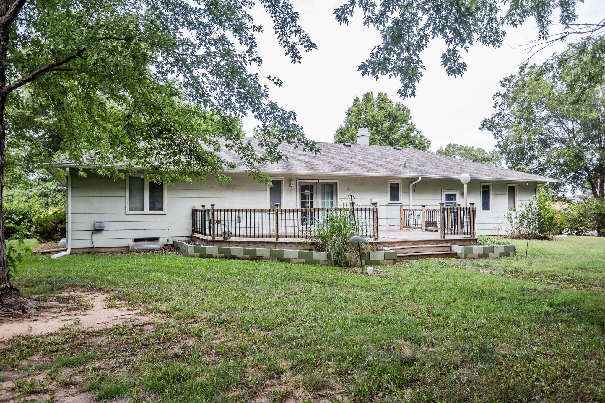 209 W Garnett Ct Property Photo 21