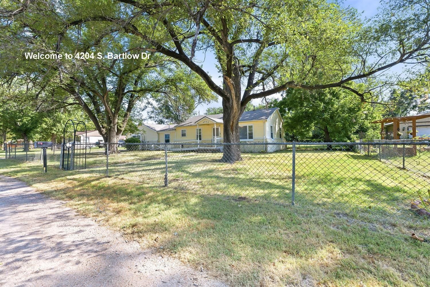 4204 S Bartlow Dr Property Photo 1