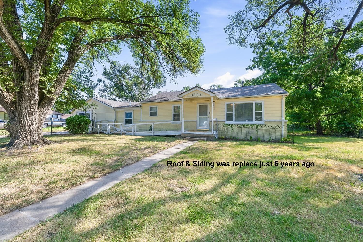 4204 S Bartlow Dr Property Photo 3