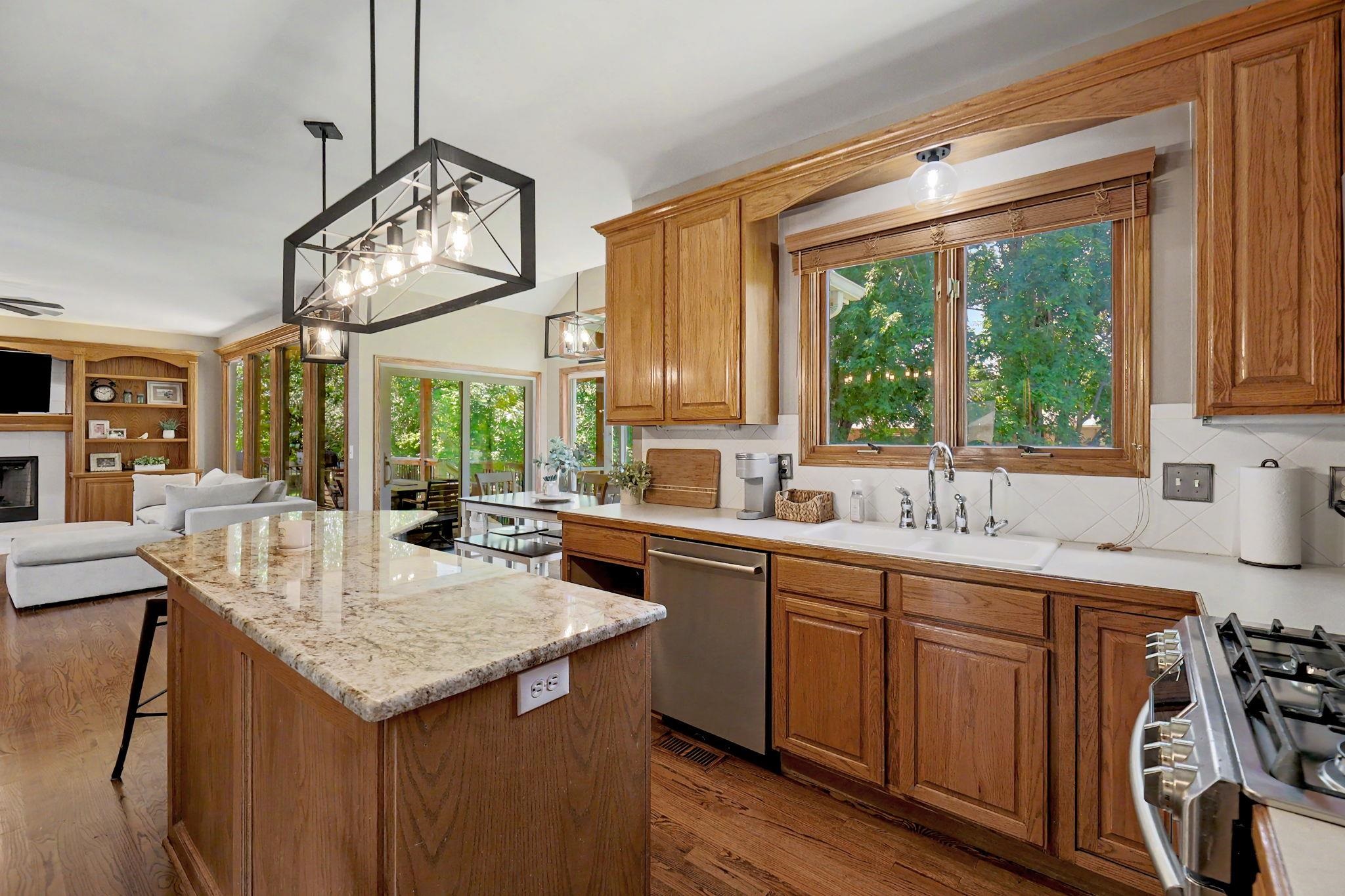 1256 N Hickory Creek Ct. Property Photo 16