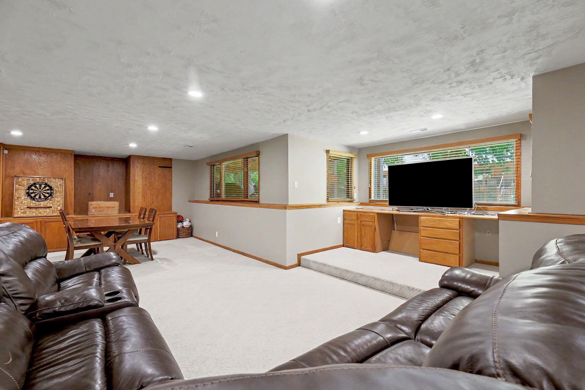 1256 N Hickory Creek Ct. Property Photo 29