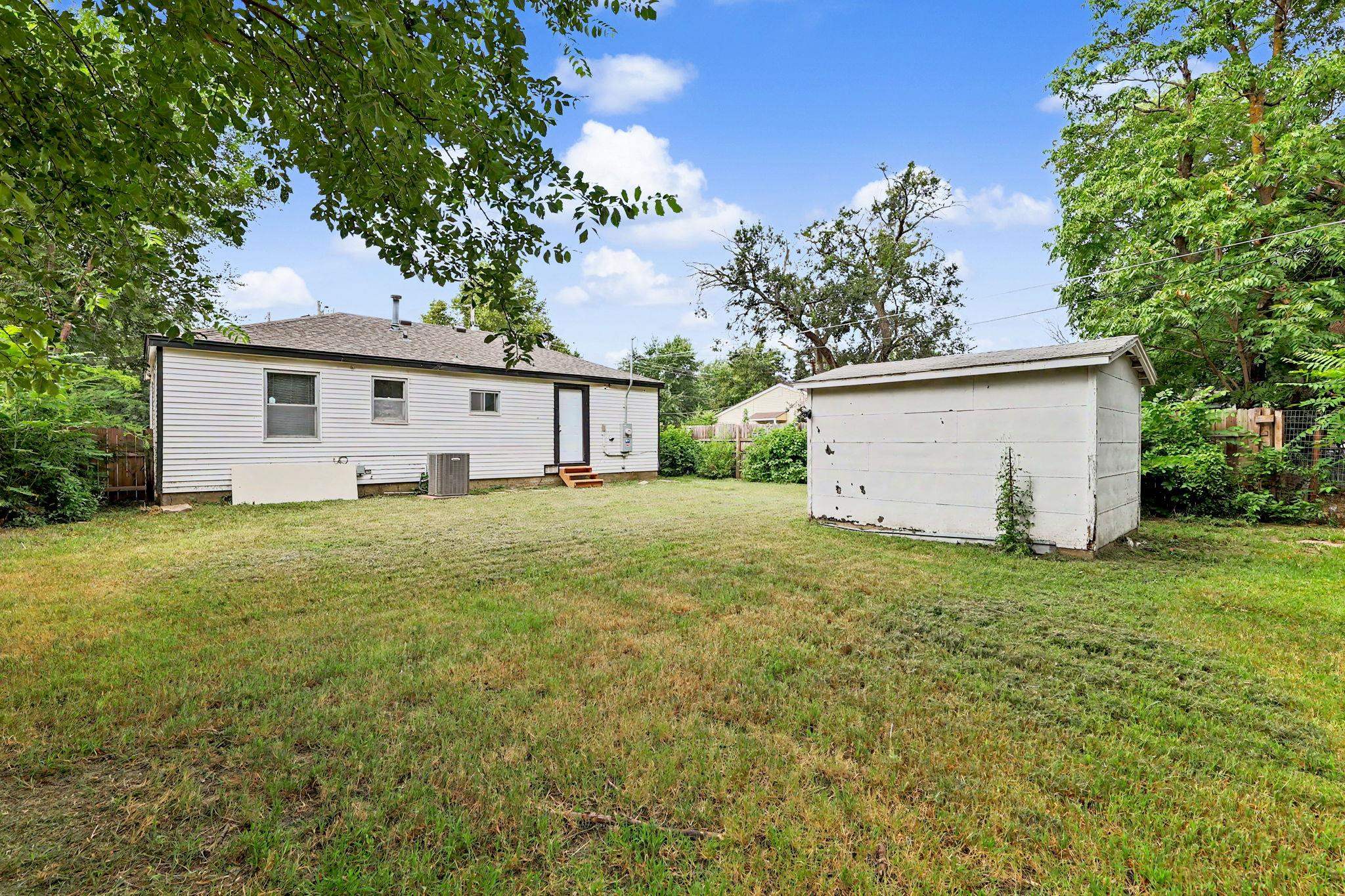 1616 E Funston Property Photo 27