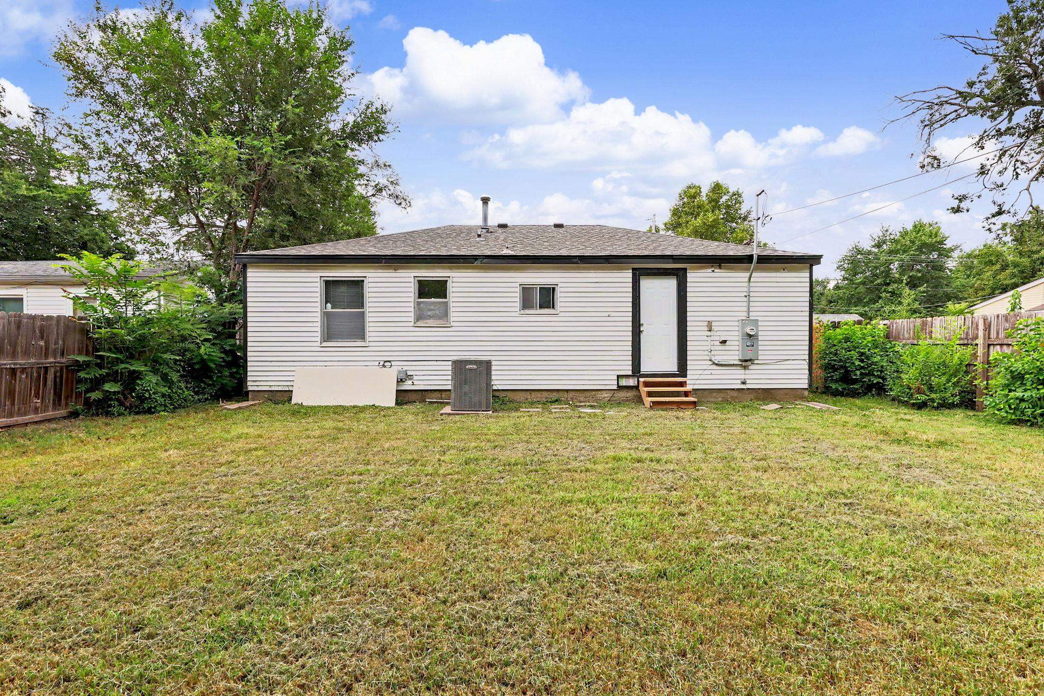 1616 E Funston Property Photo 28