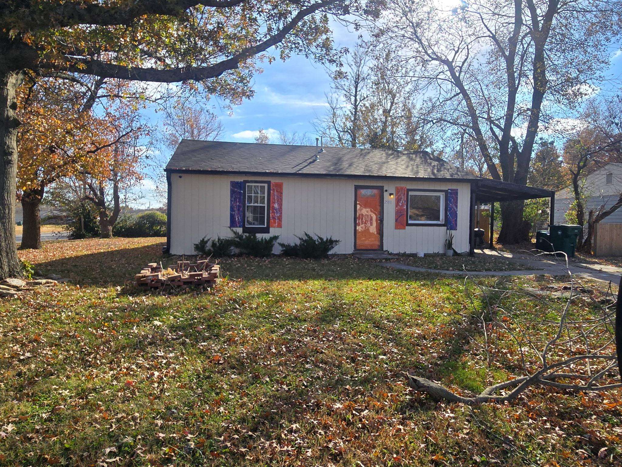 2500 Briggs Ave
