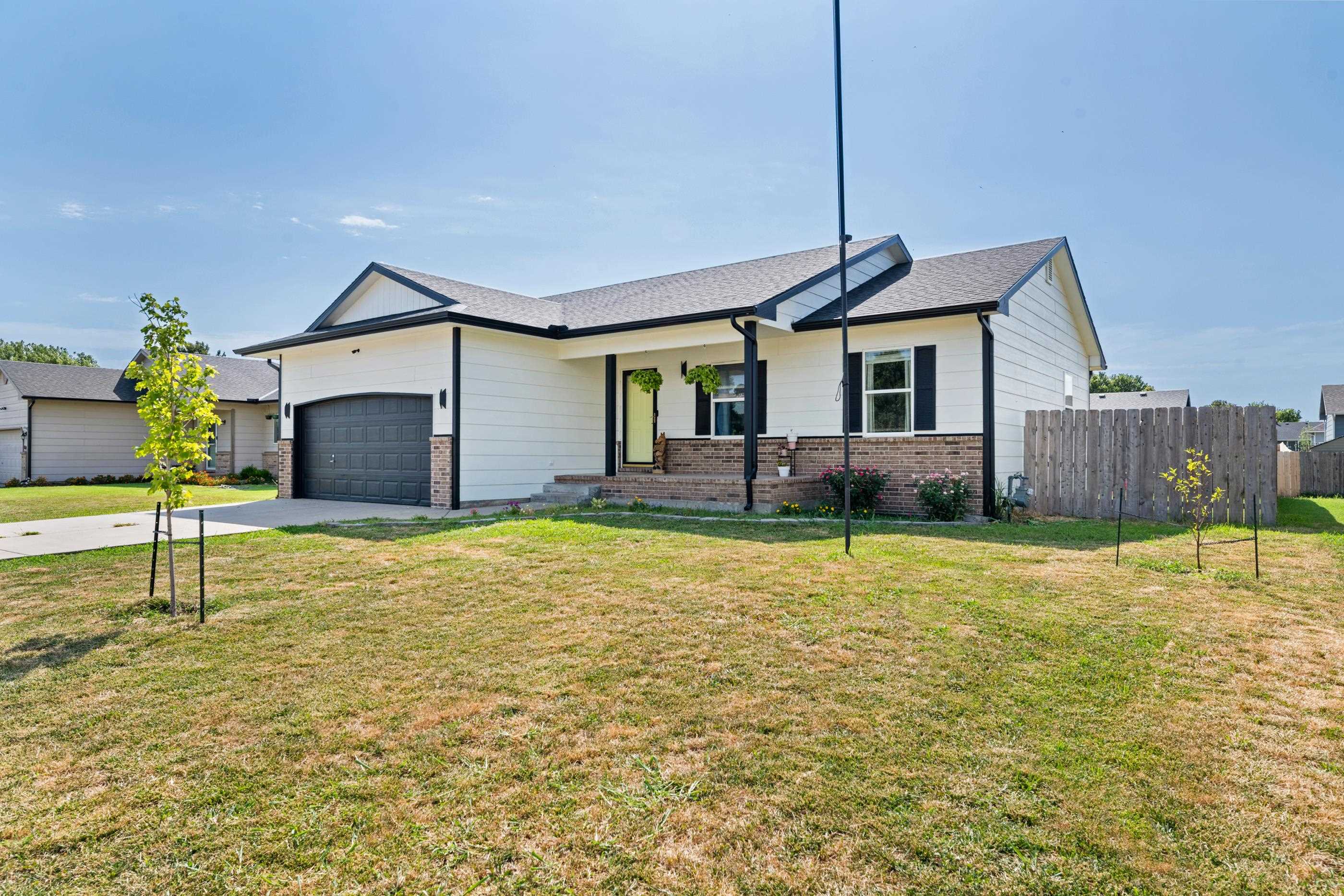 803 N Longview Ct. Property Photo 2