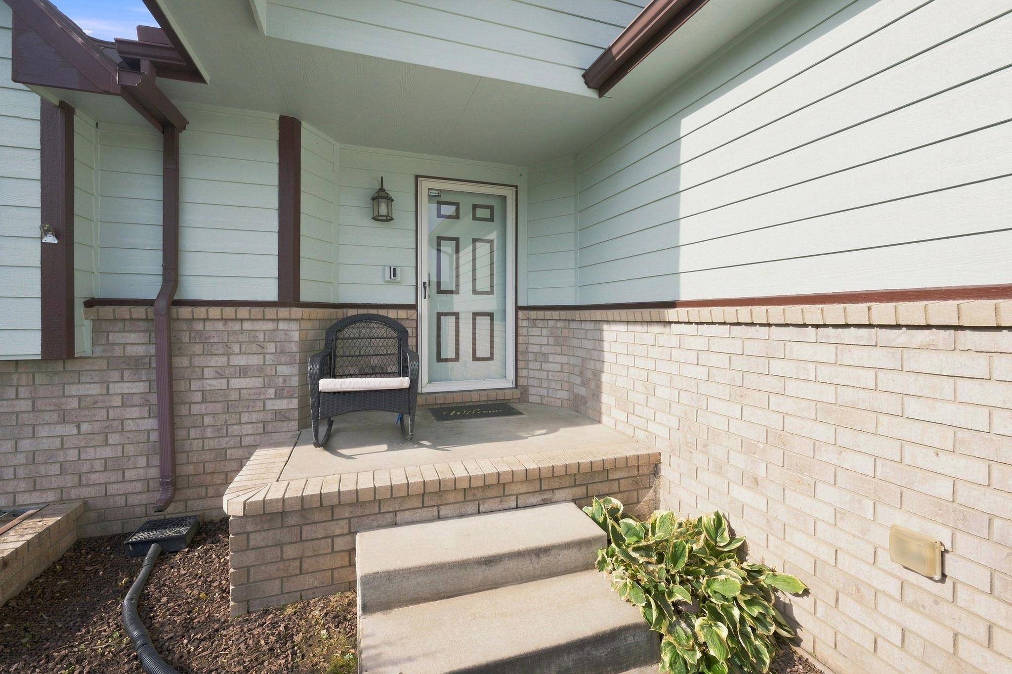 5737 W Georgia Property Photo 5