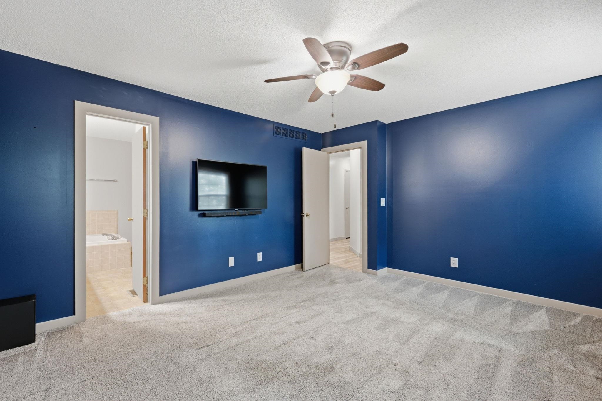 5737 W Georgia Property Photo 20