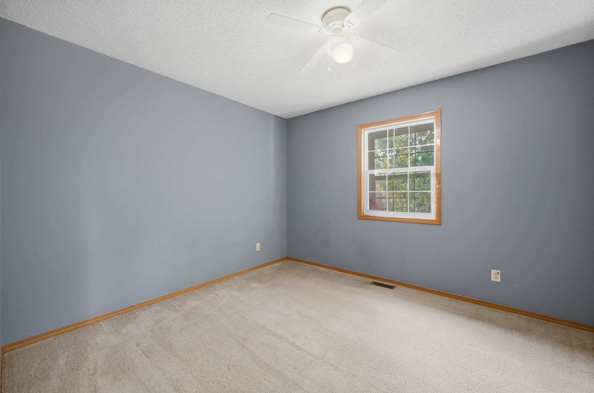 5737 W Georgia Property Photo 24