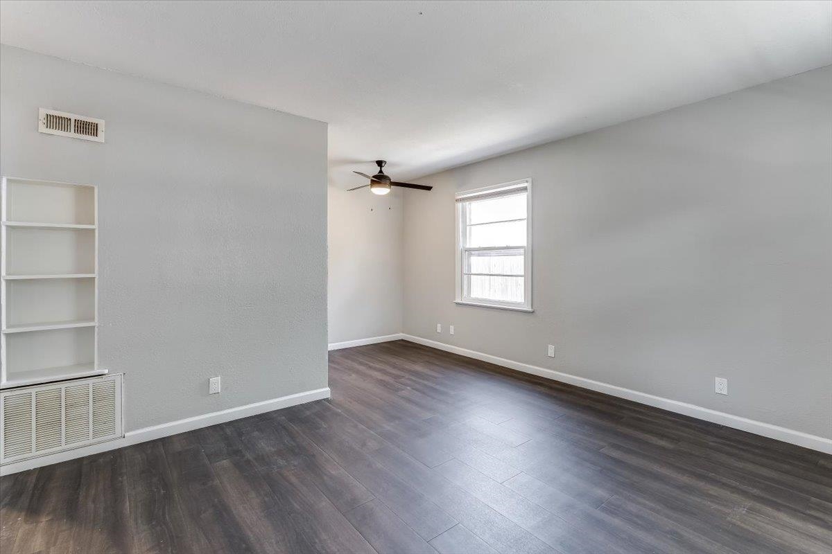 2027 S Gold St Property Photo 6
