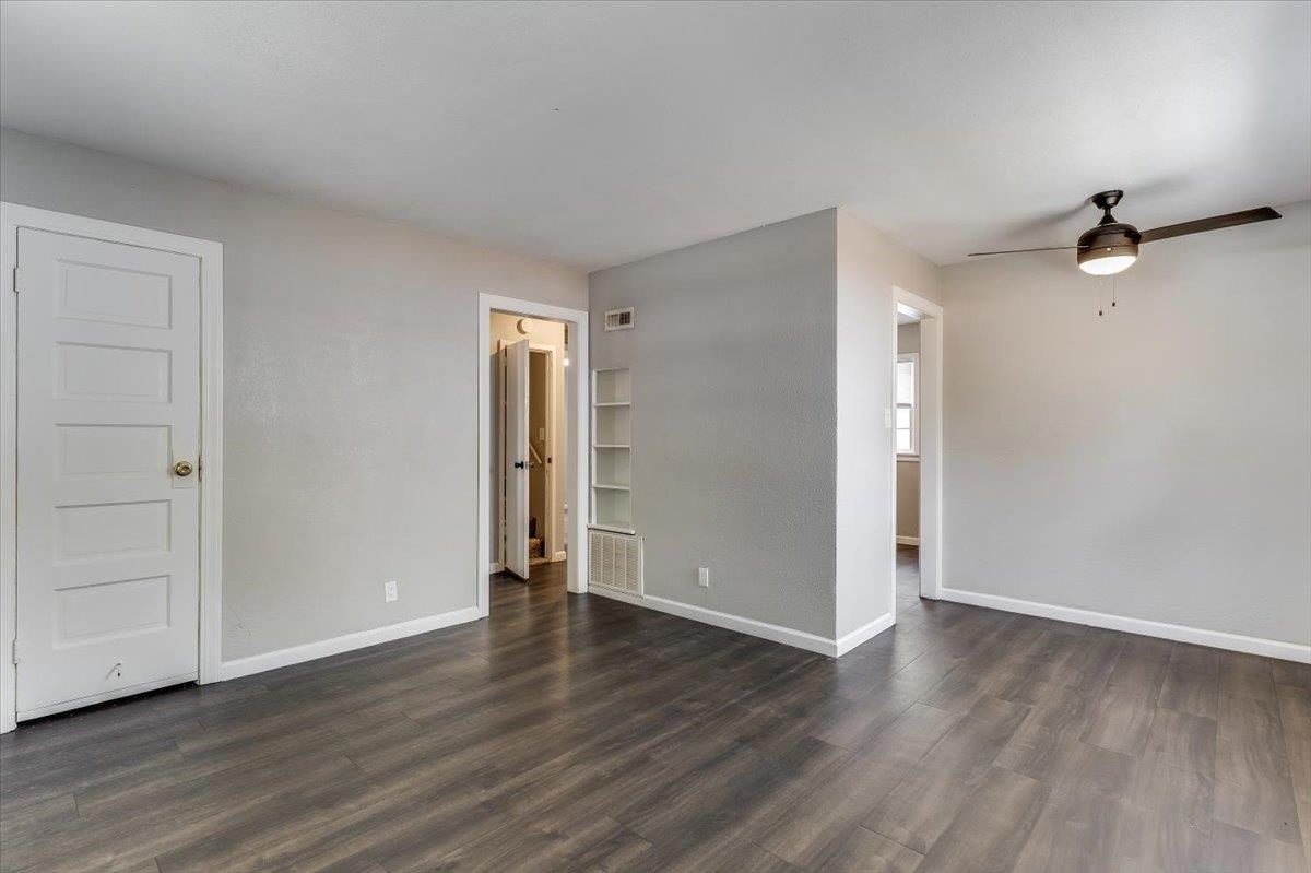 2027 S Gold St Property Photo 9