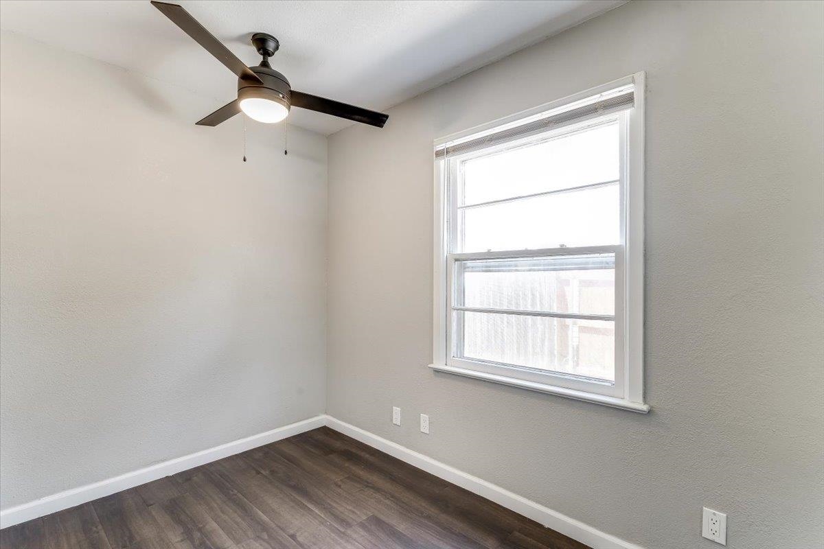 2027 S Gold St Property Photo 11