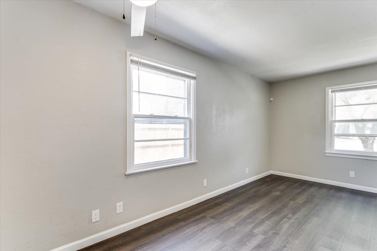 2027 S Gold St Property Photo 12