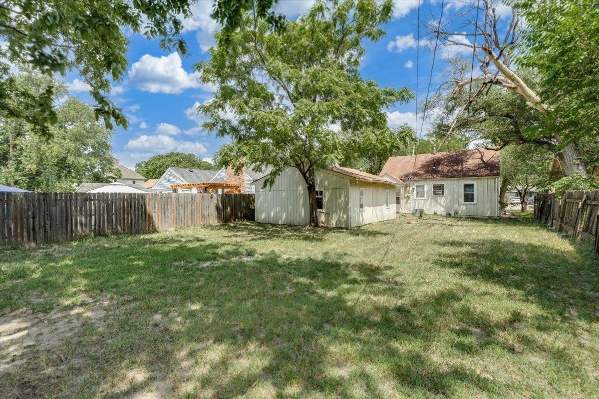2027 S Gold St Property Photo 36
