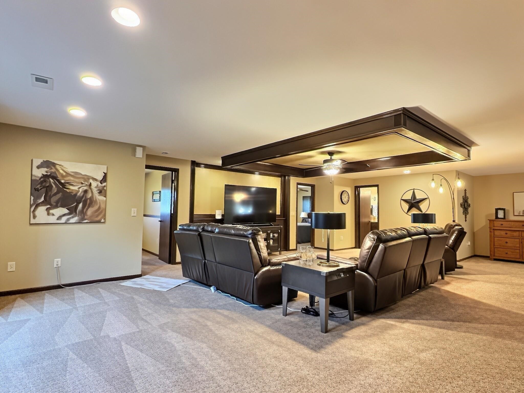 1723 Casey Property Photo 23