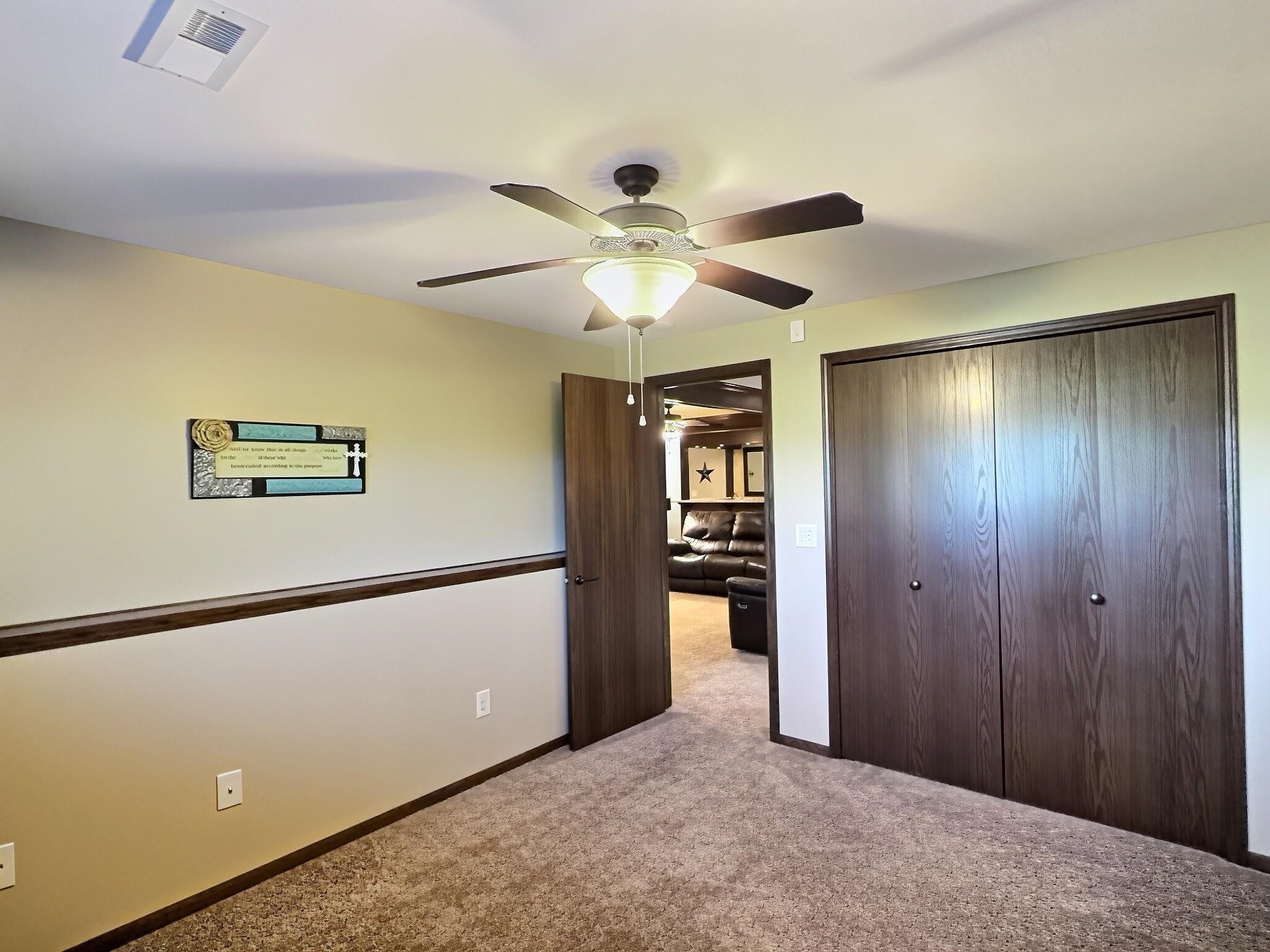1723 Casey Property Photo 28