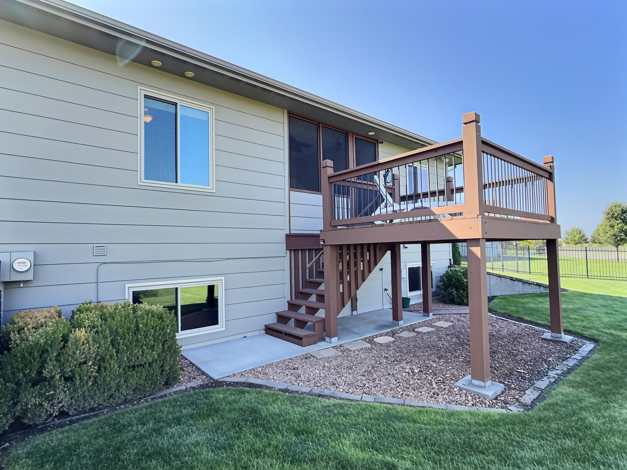 1723 Casey Property Photo 34