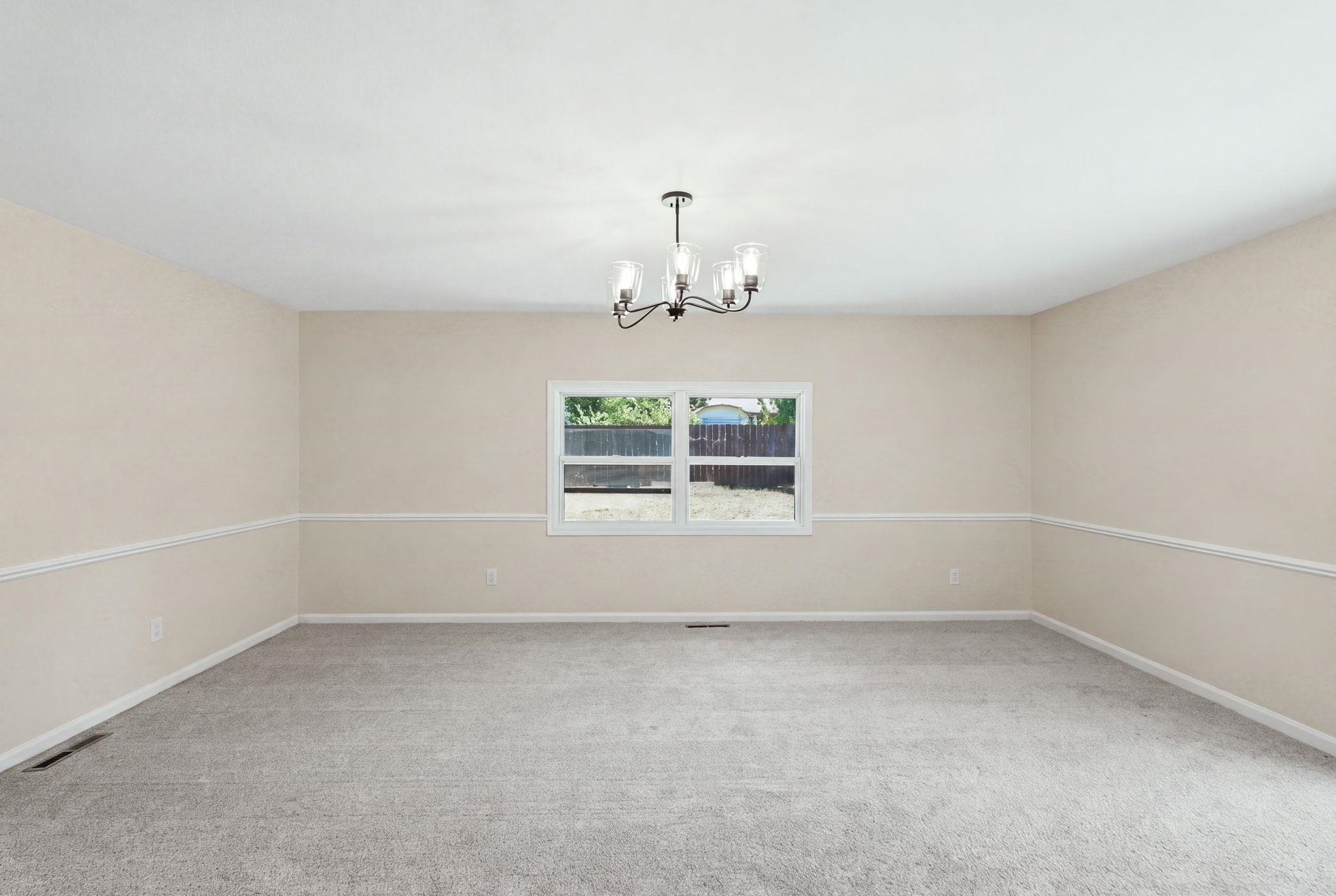 1214 N Westview Dr Property Photo 25
