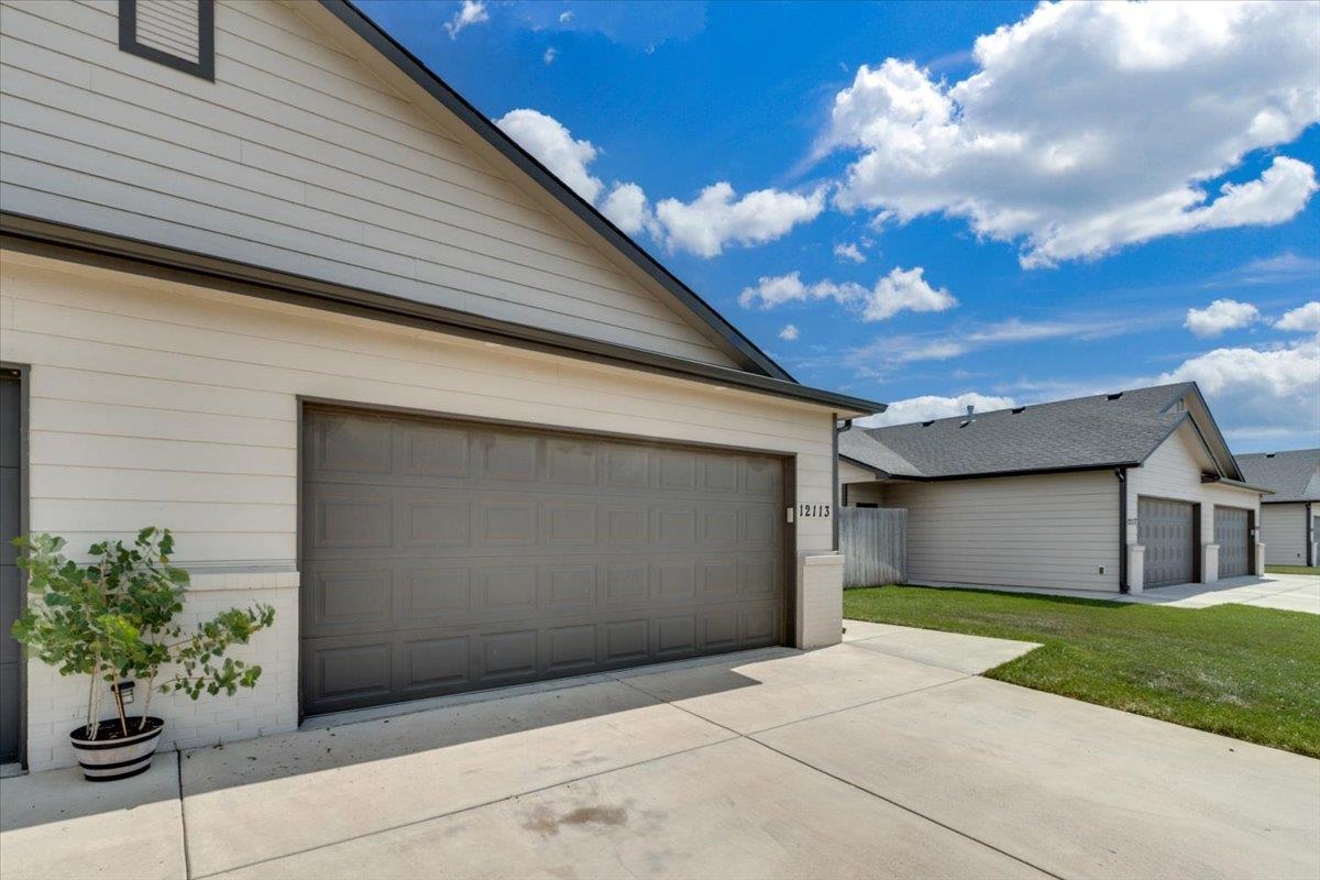 12113 W Fontana Property Photo 2