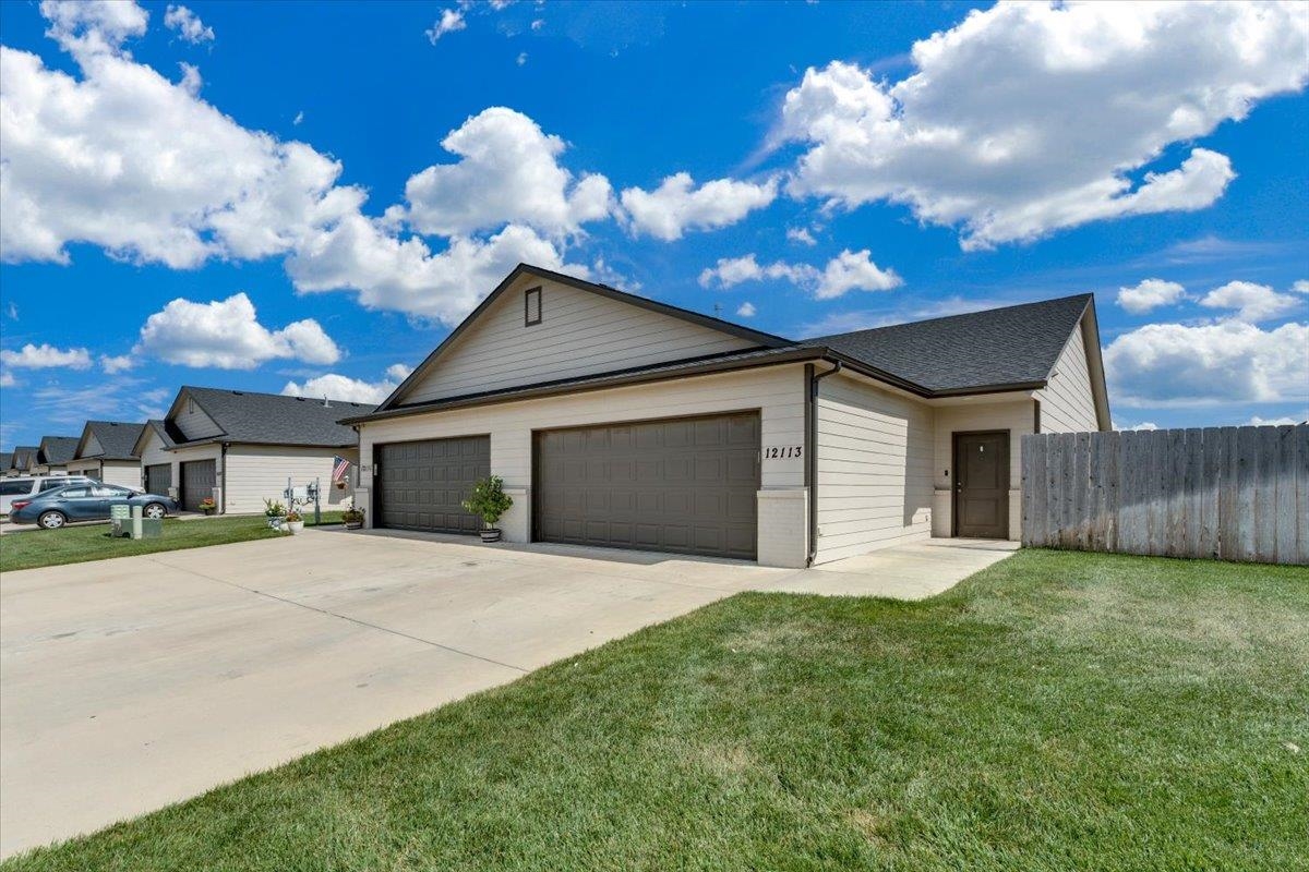 12113 W Fontana Property Photo 4