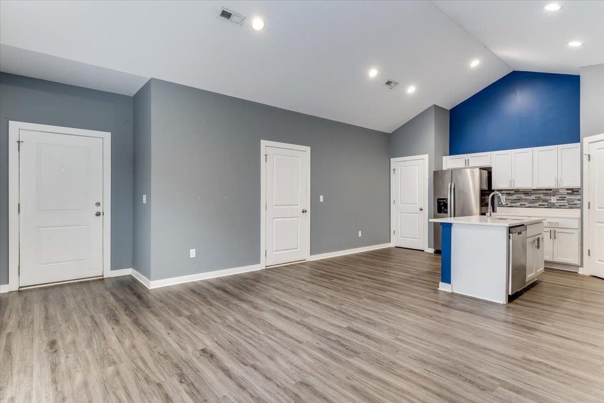 12113 W Fontana Property Photo 7