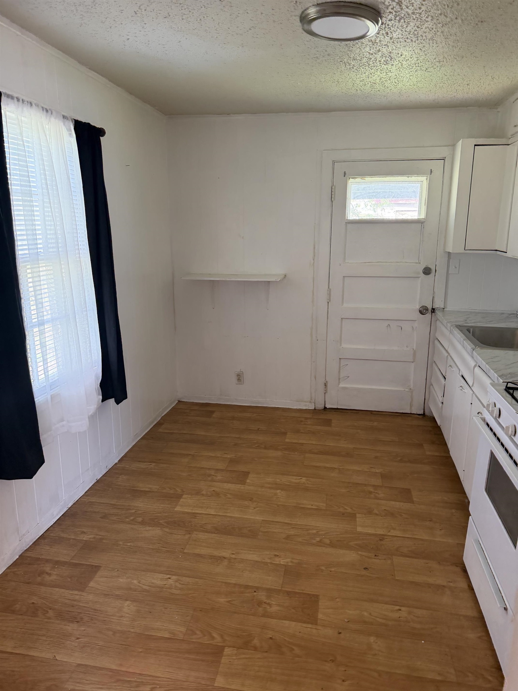4311 Boston Property Photo 17