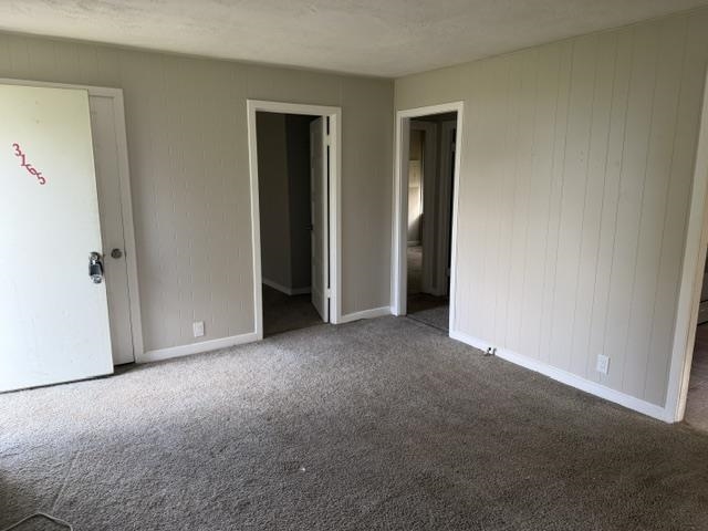 3165 S Clifton Property Photo 9