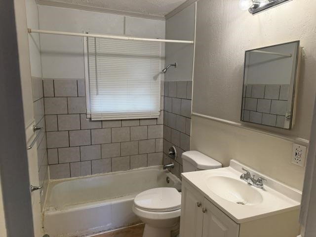 3165 S Clifton Property Photo 11